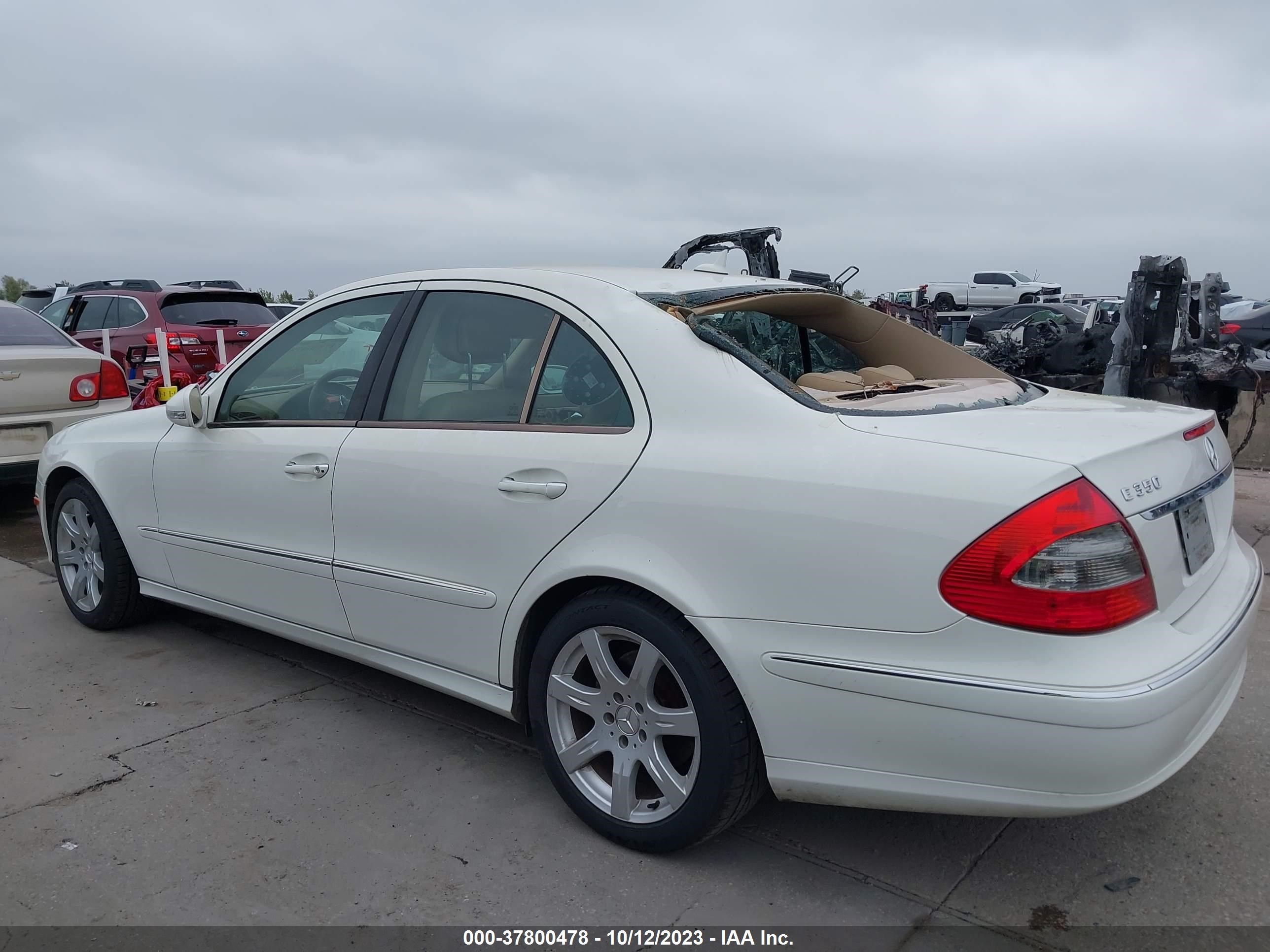 Photo 13 VIN: WDBUF56X17B024242 - MERCEDES-BENZ E-KLASSE 