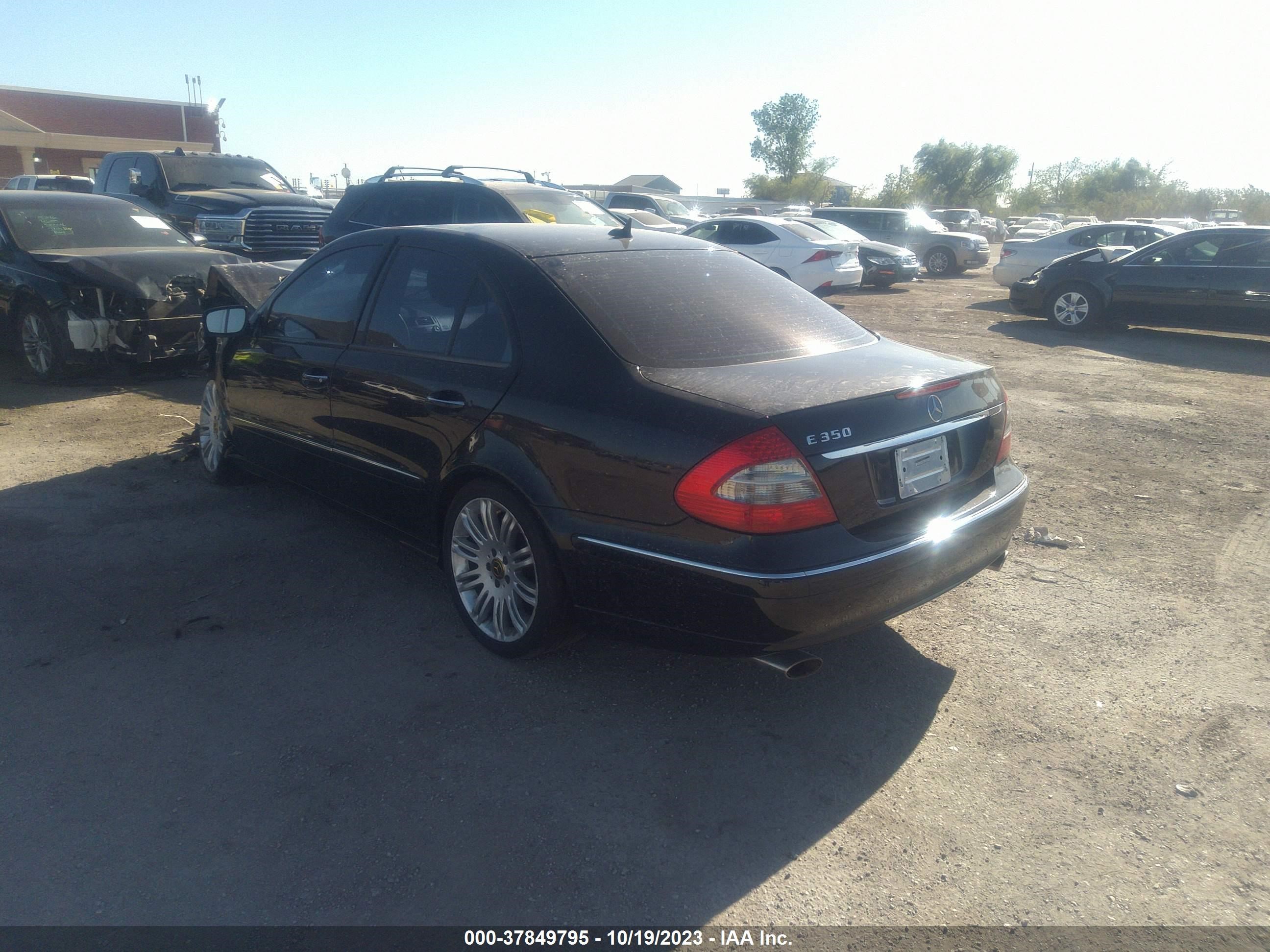 Photo 2 VIN: WDBUF56X18B206136 - MERCEDES-BENZ E-KLASSE 