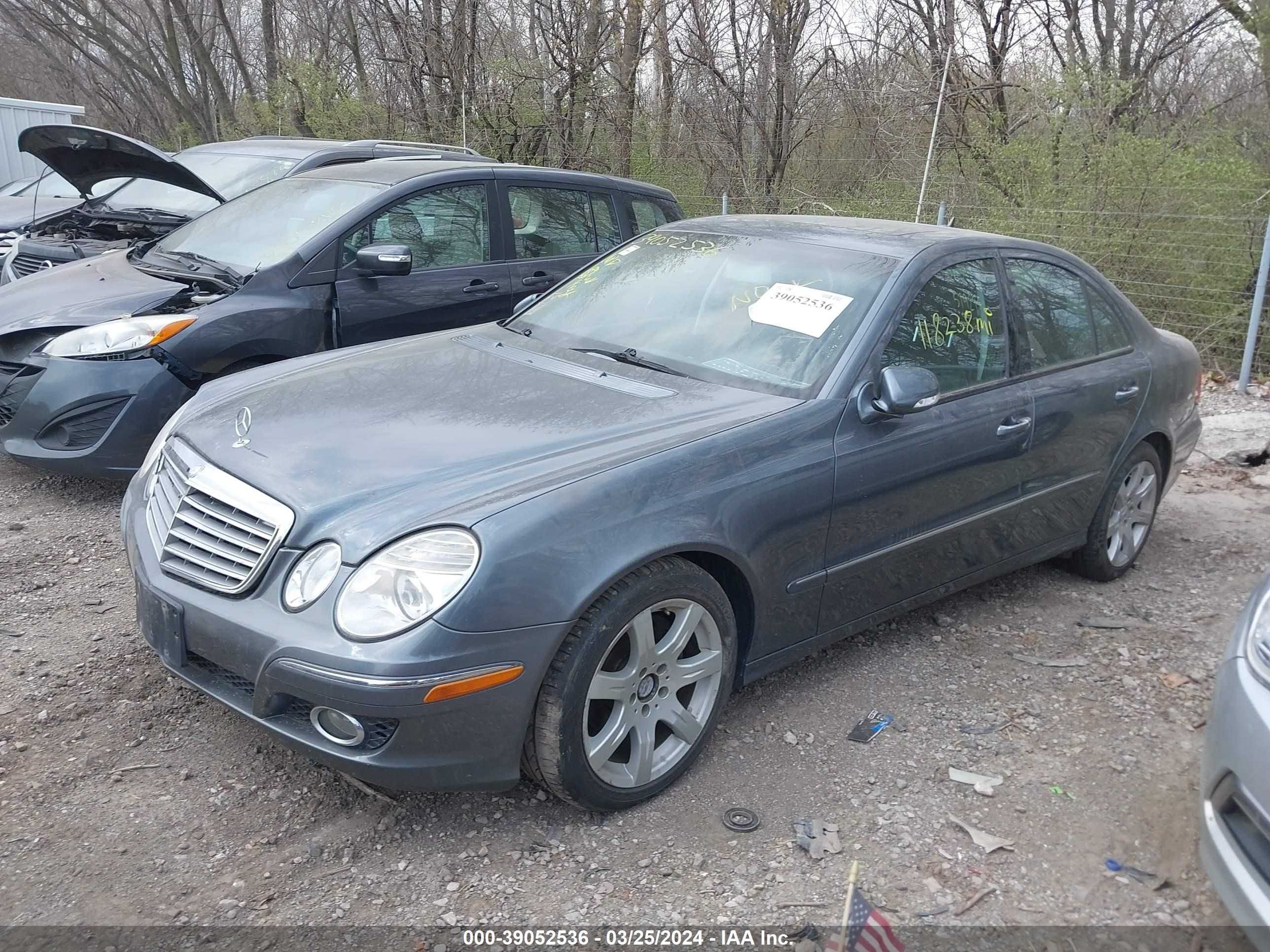 Photo 1 VIN: WDBUF56X27B018191 - MERCEDES-BENZ NULL 