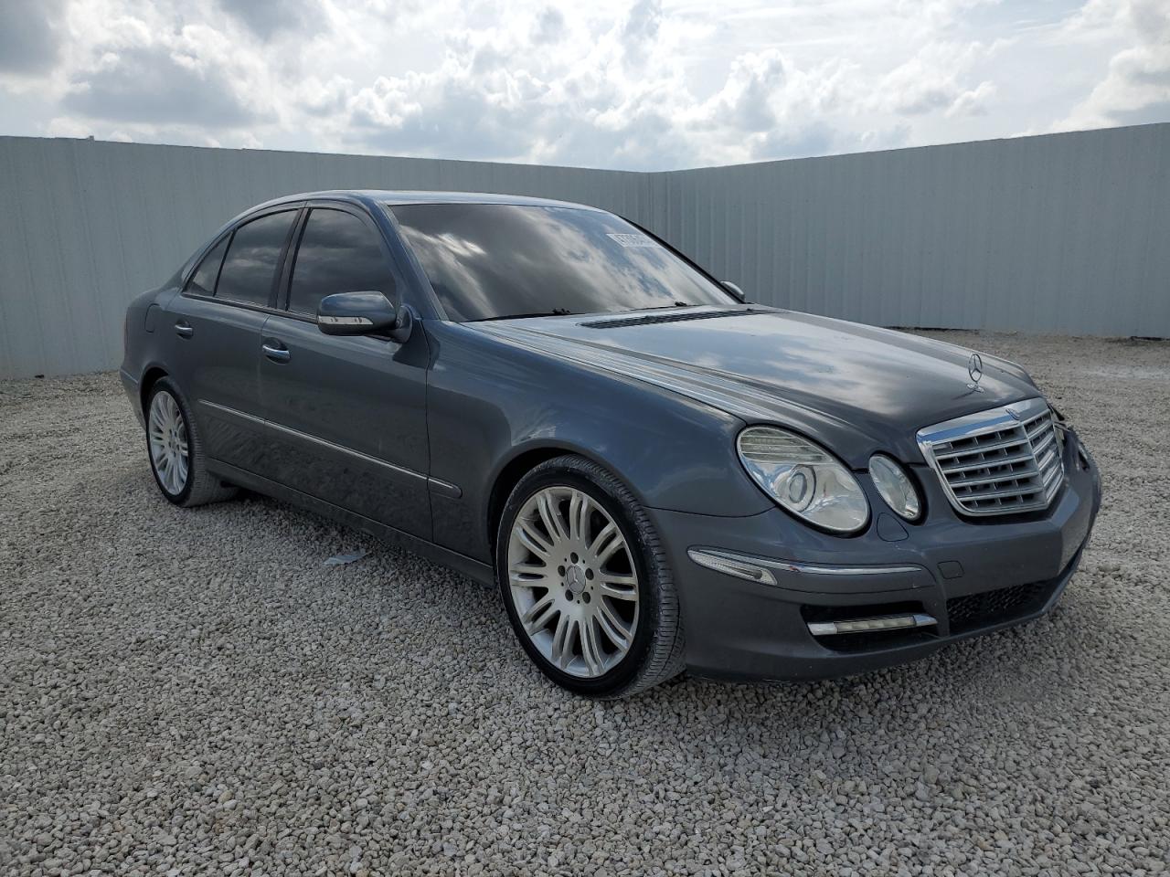 Photo 3 VIN: WDBUF56X27B043172 - MERCEDES-BENZ E-KLASSE 