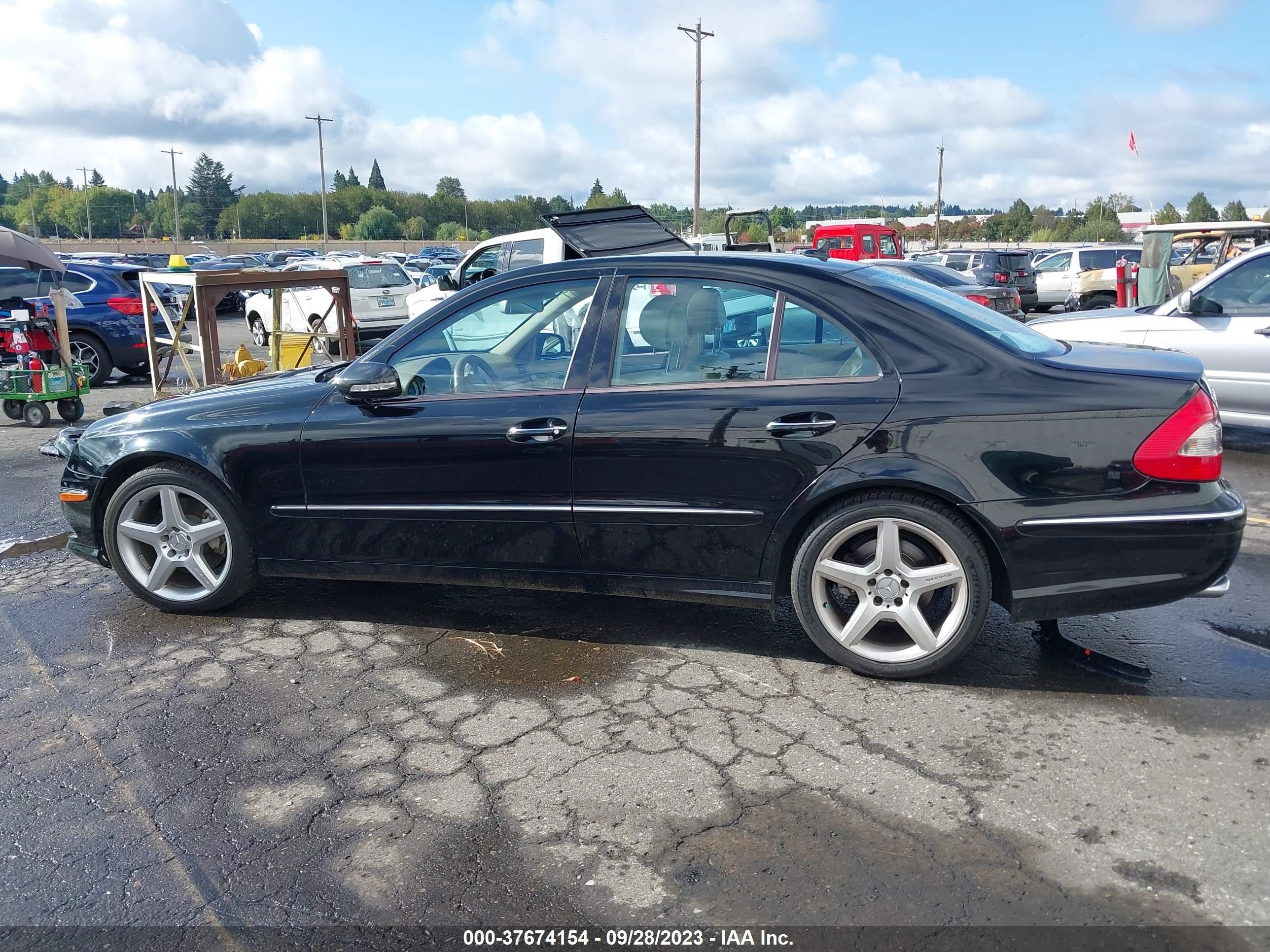 Photo 13 VIN: WDBUF56X29B435359 - MERCEDES-BENZ E-KLASSE 