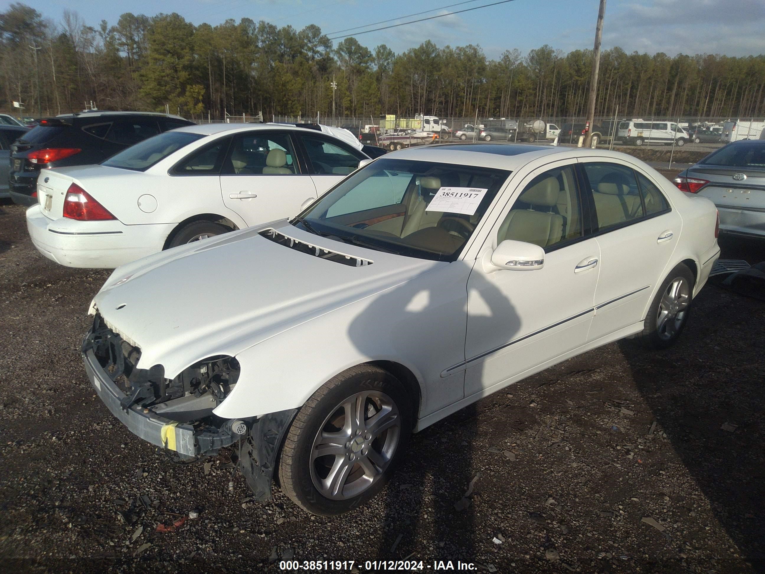 Photo 1 VIN: WDBUF56X38B334233 - MERCEDES-BENZ NULL 