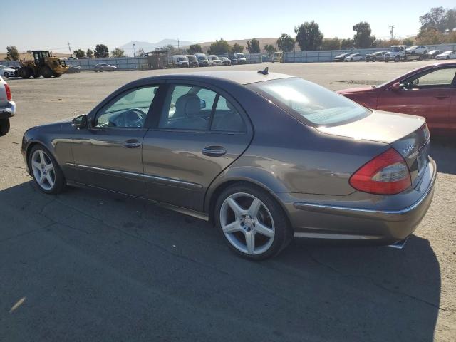 Photo 1 VIN: WDBUF56X49B386102 - MERCEDES-BENZ E 350 