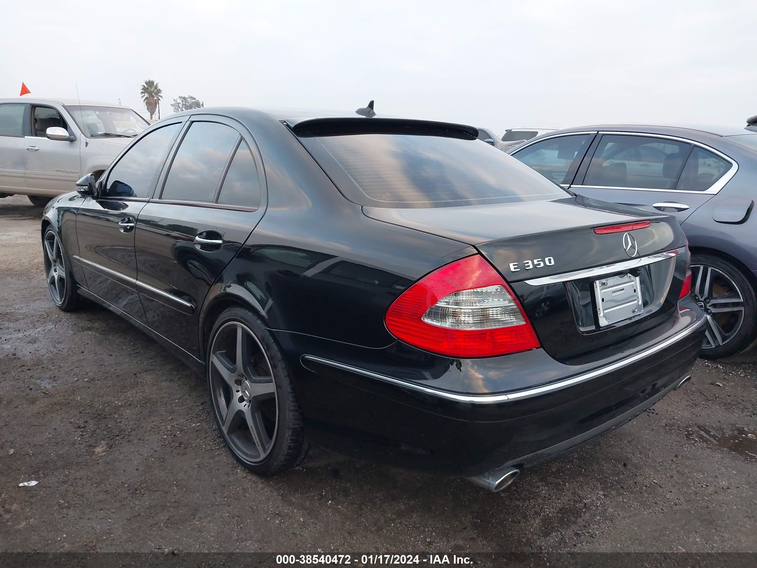 Photo 2 VIN: WDBUF56X49B394720 - MERCEDES-BENZ E-KLASSE 