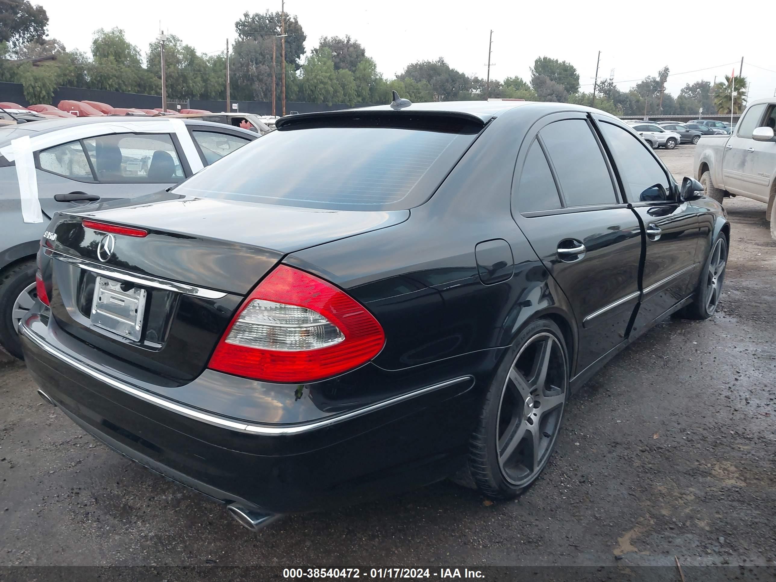 Photo 3 VIN: WDBUF56X49B394720 - MERCEDES-BENZ E-KLASSE 