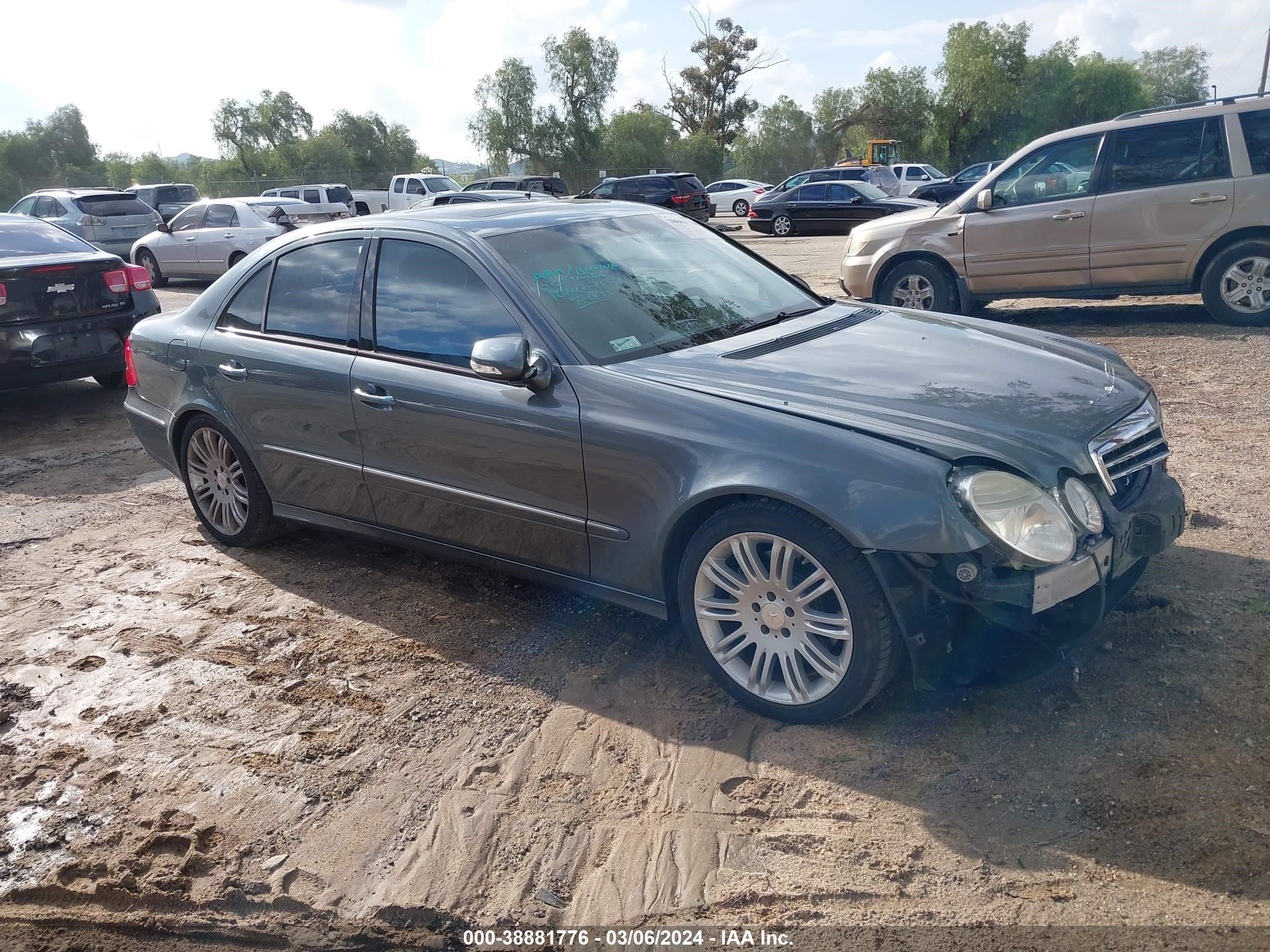 Photo 0 VIN: WDBUF56X58B313335 - MERCEDES-BENZ NULL 