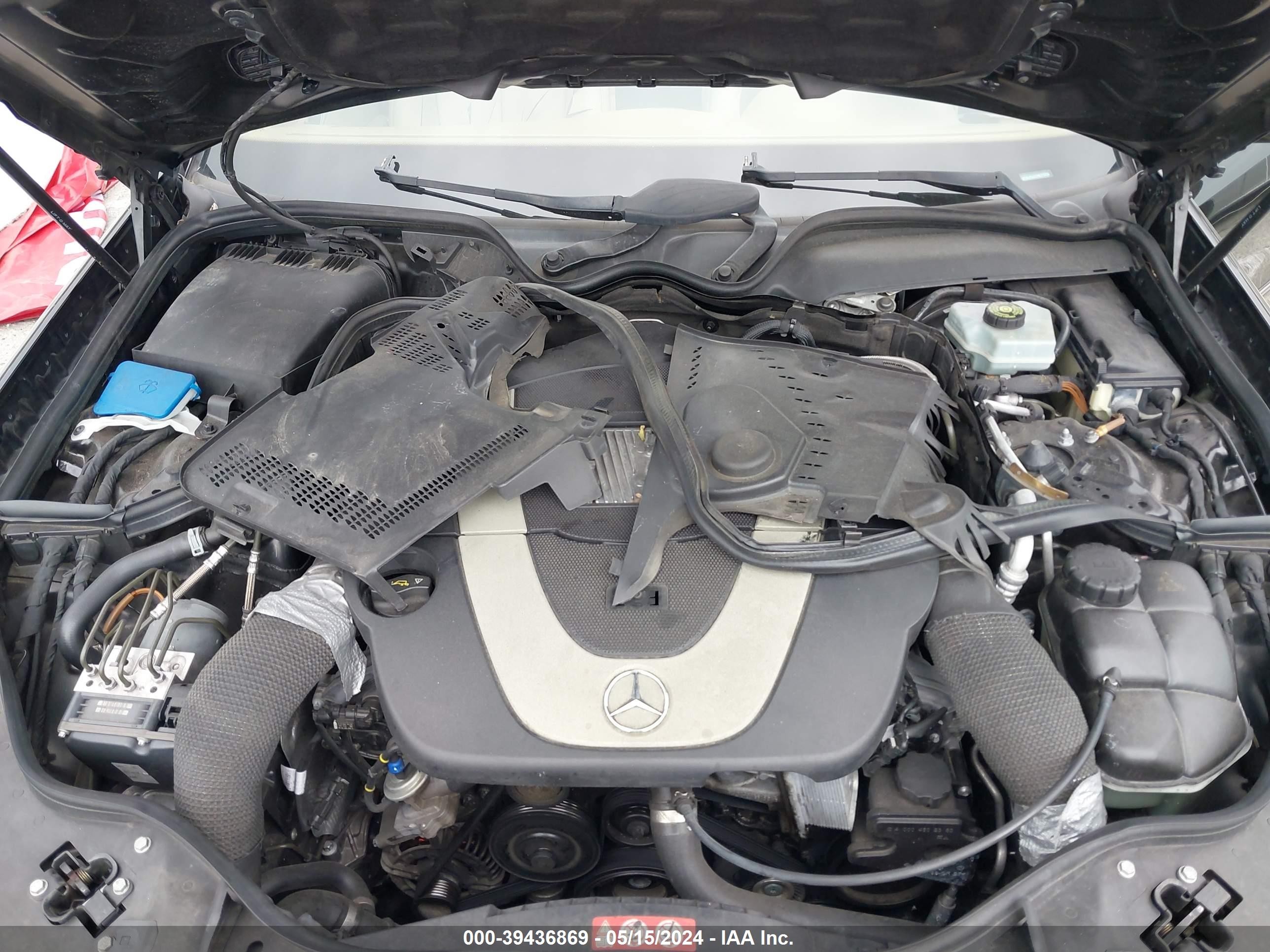 Photo 9 VIN: WDBUF56X59B375934 - MERCEDES-BENZ NULL 