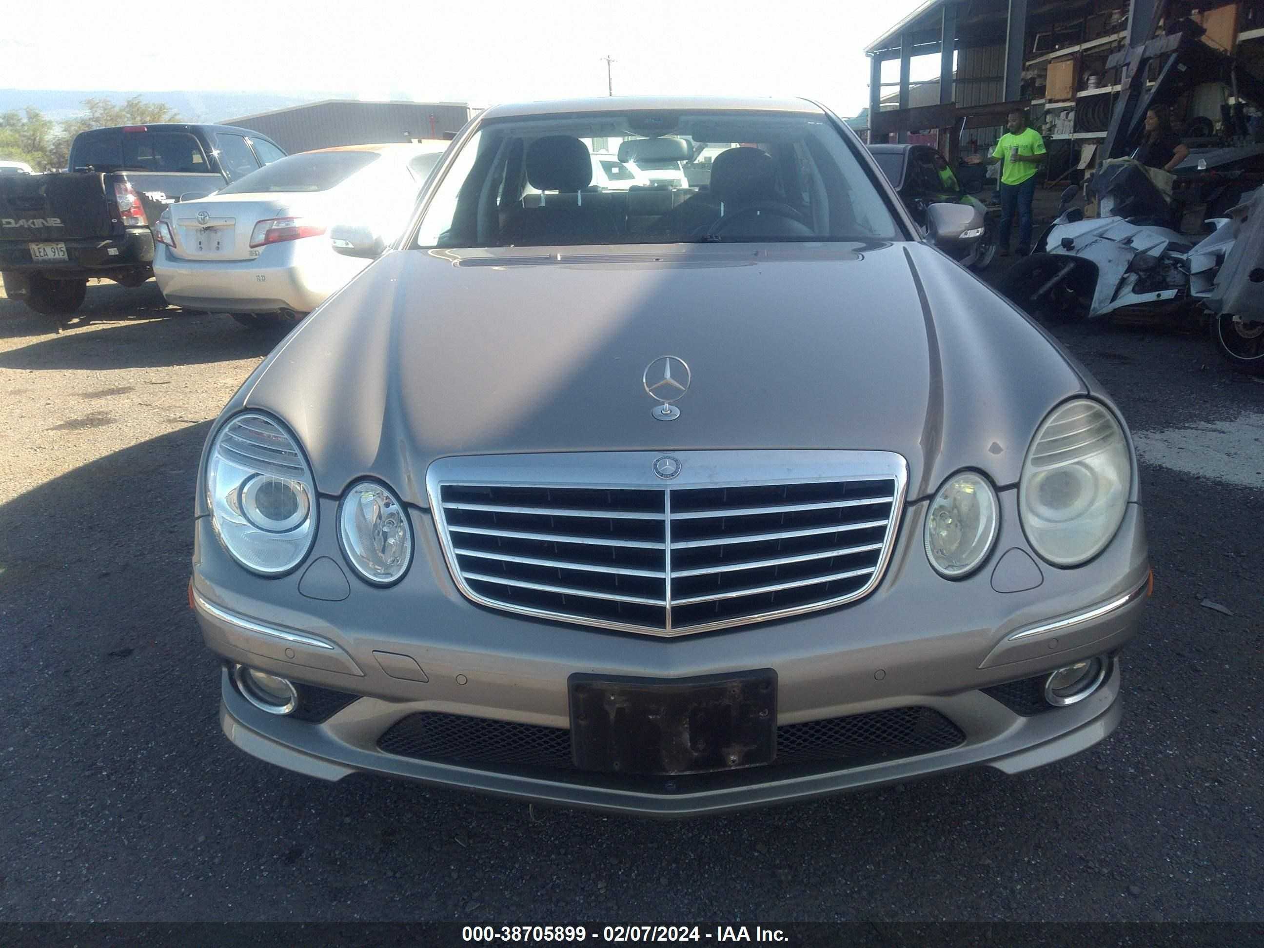 Photo 11 VIN: WDBUF56X59B418281 - MERCEDES-BENZ E-KLASSE 