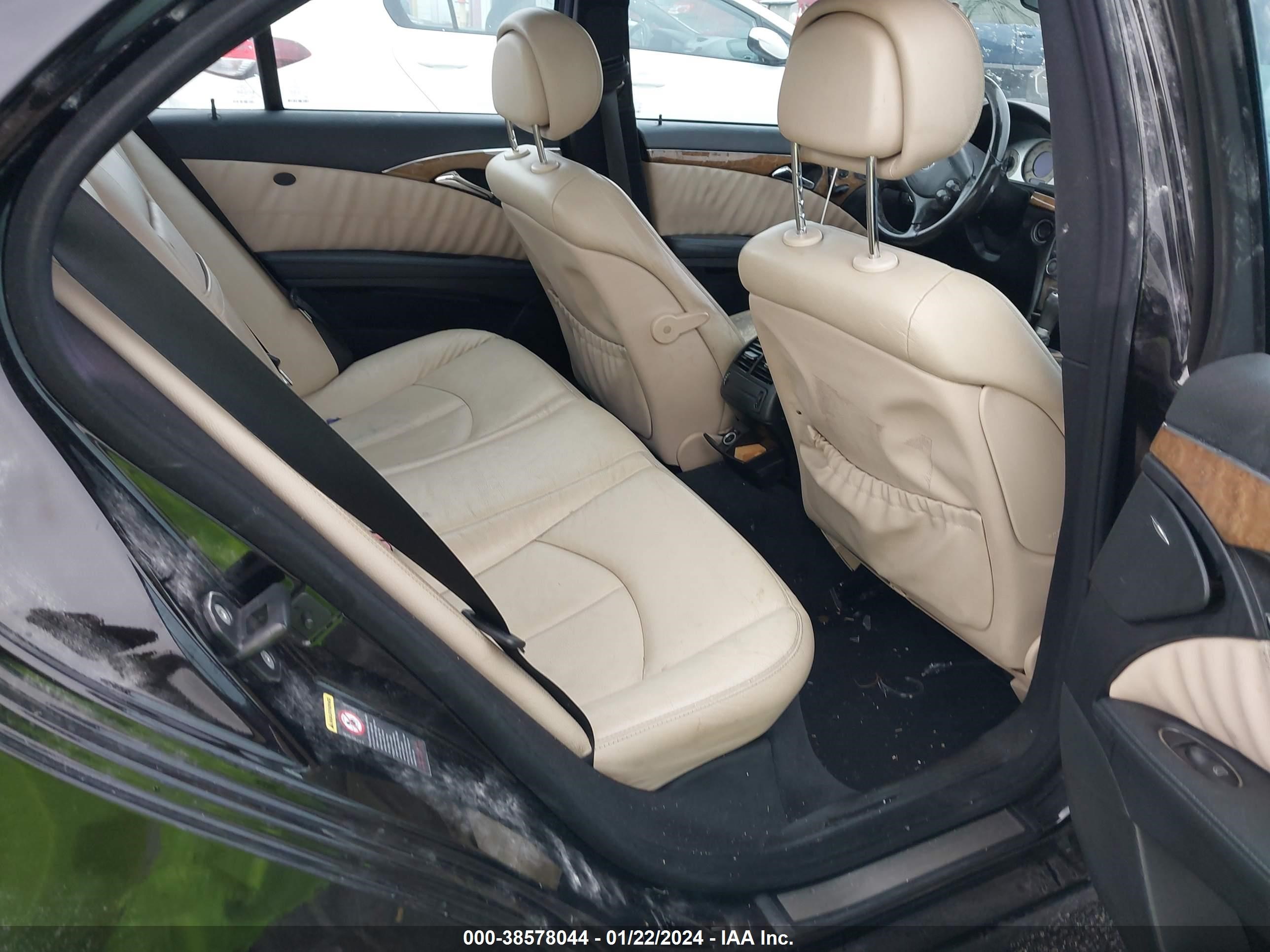 Photo 7 VIN: WDBUF56X87B075141 - MERCEDES-BENZ E-KLASSE 