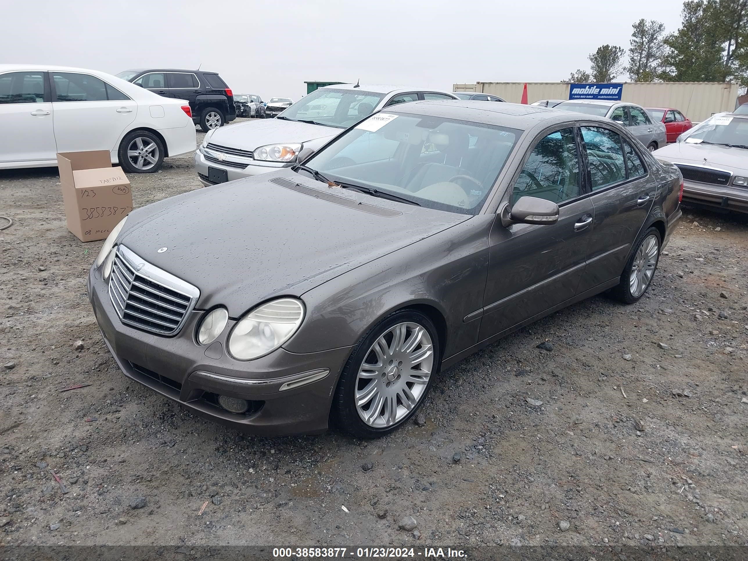 Photo 1 VIN: WDBUF56X88B282632 - MERCEDES-BENZ E-KLASSE 