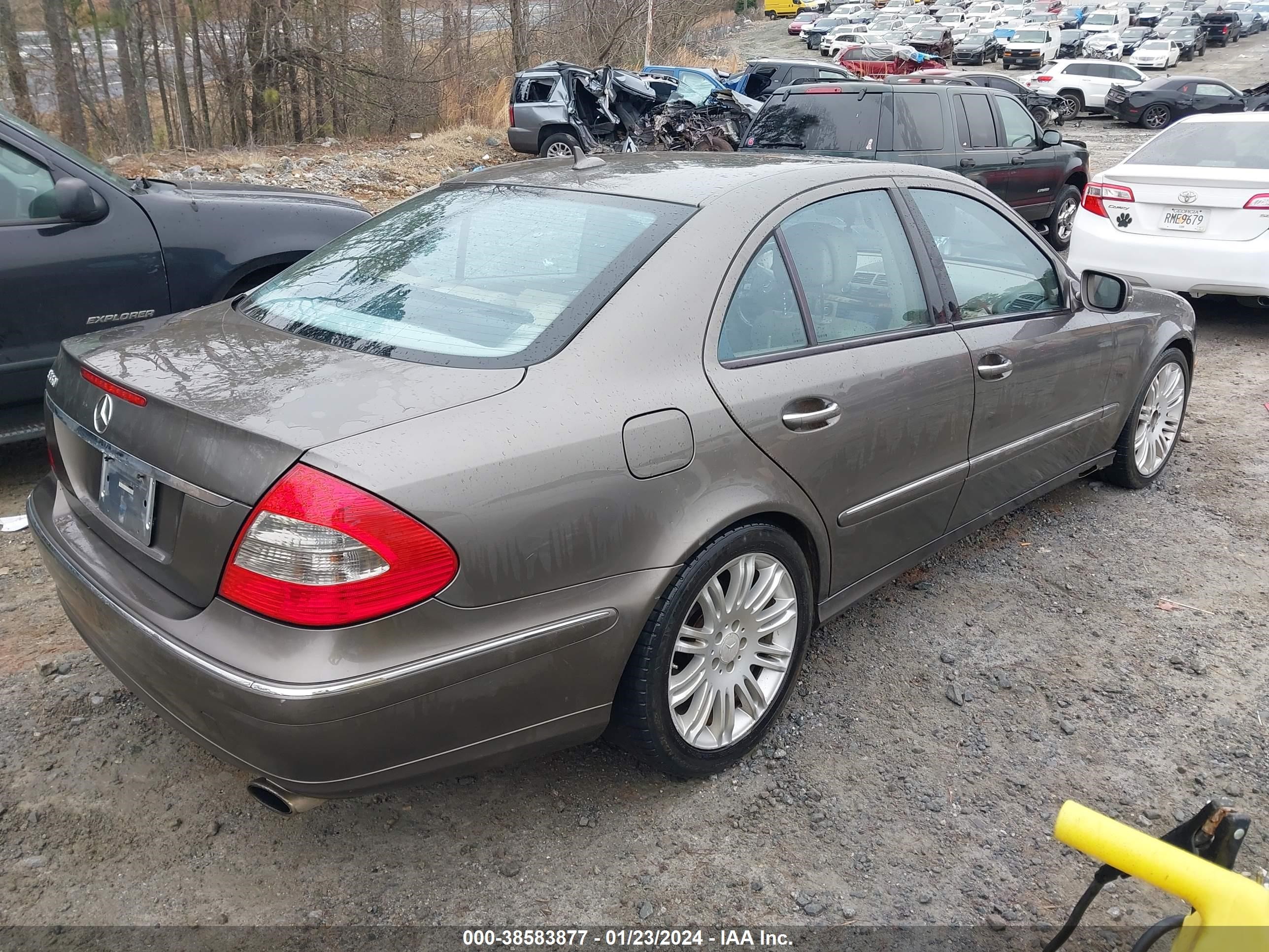 Photo 3 VIN: WDBUF56X88B282632 - MERCEDES-BENZ E-KLASSE 