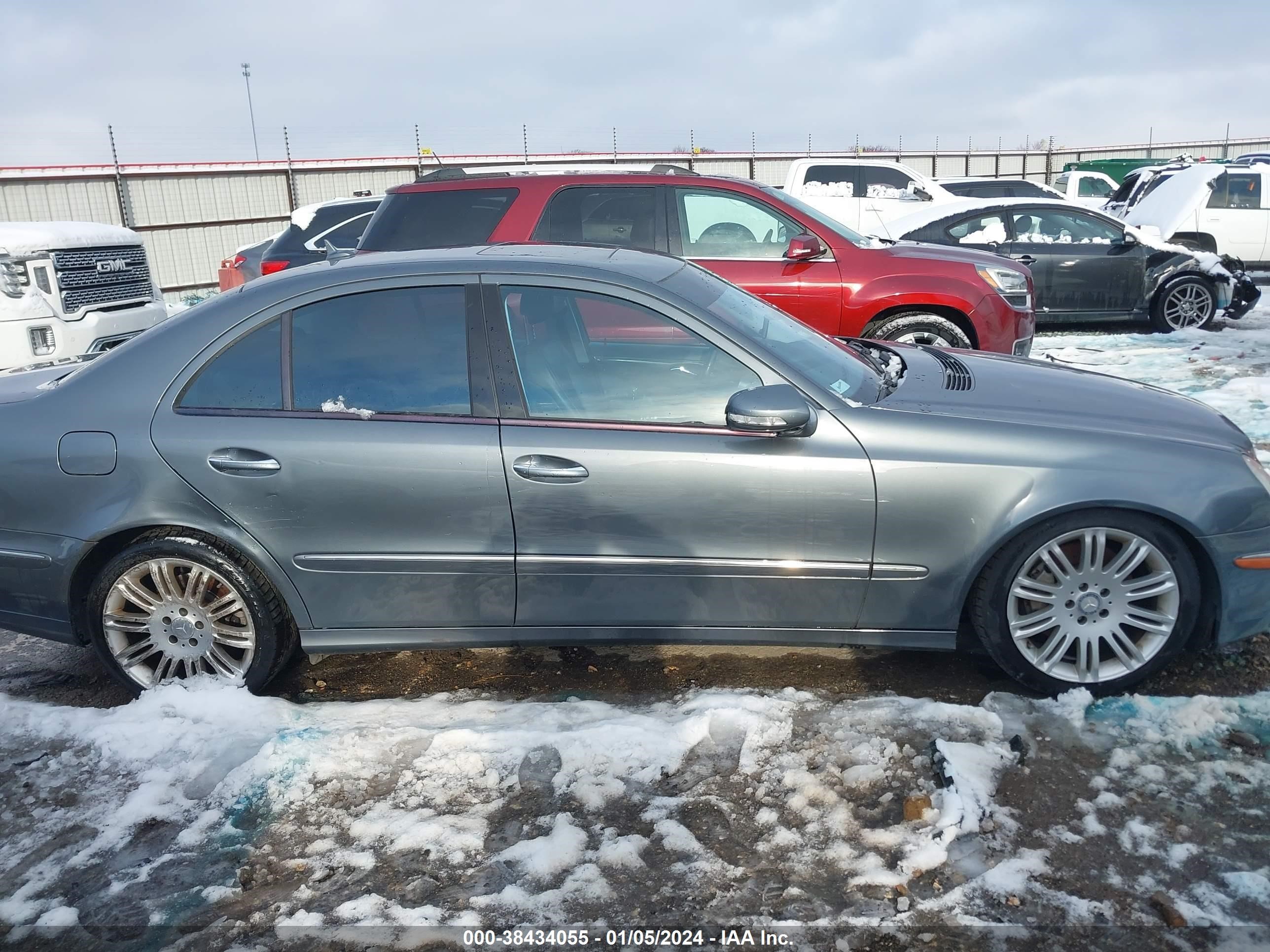 Photo 12 VIN: WDBUF56X98B212878 - MERCEDES-BENZ E-KLASSE 