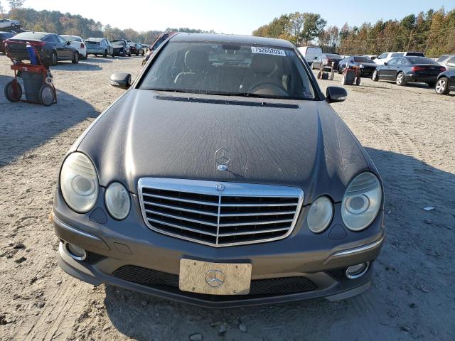 Photo 4 VIN: WDBUF56X99B380117 - MERCEDES-BENZ E-CLASS 