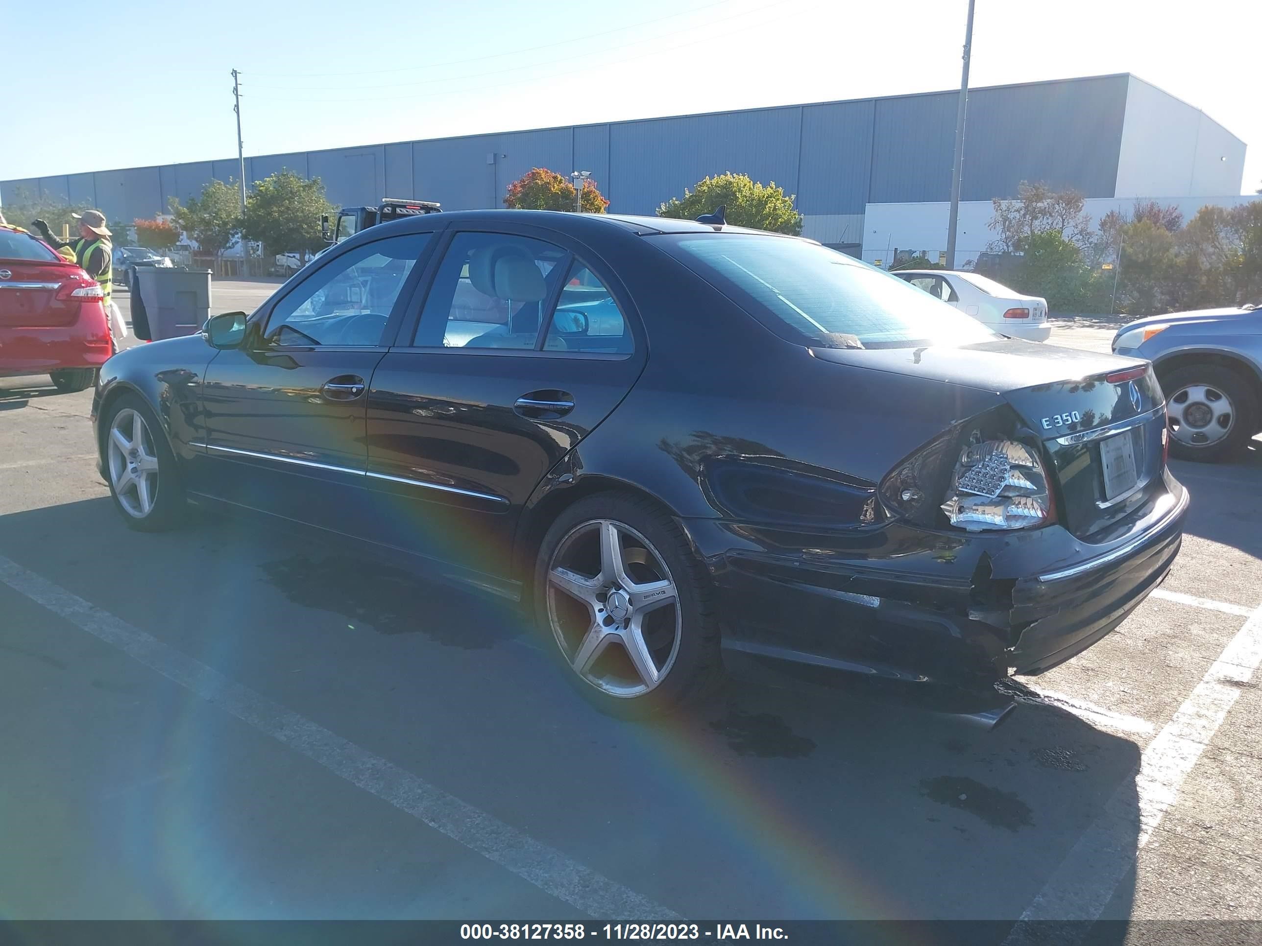 Photo 2 VIN: WDBUF56X99B395054 - MERCEDES-BENZ E-KLASSE 