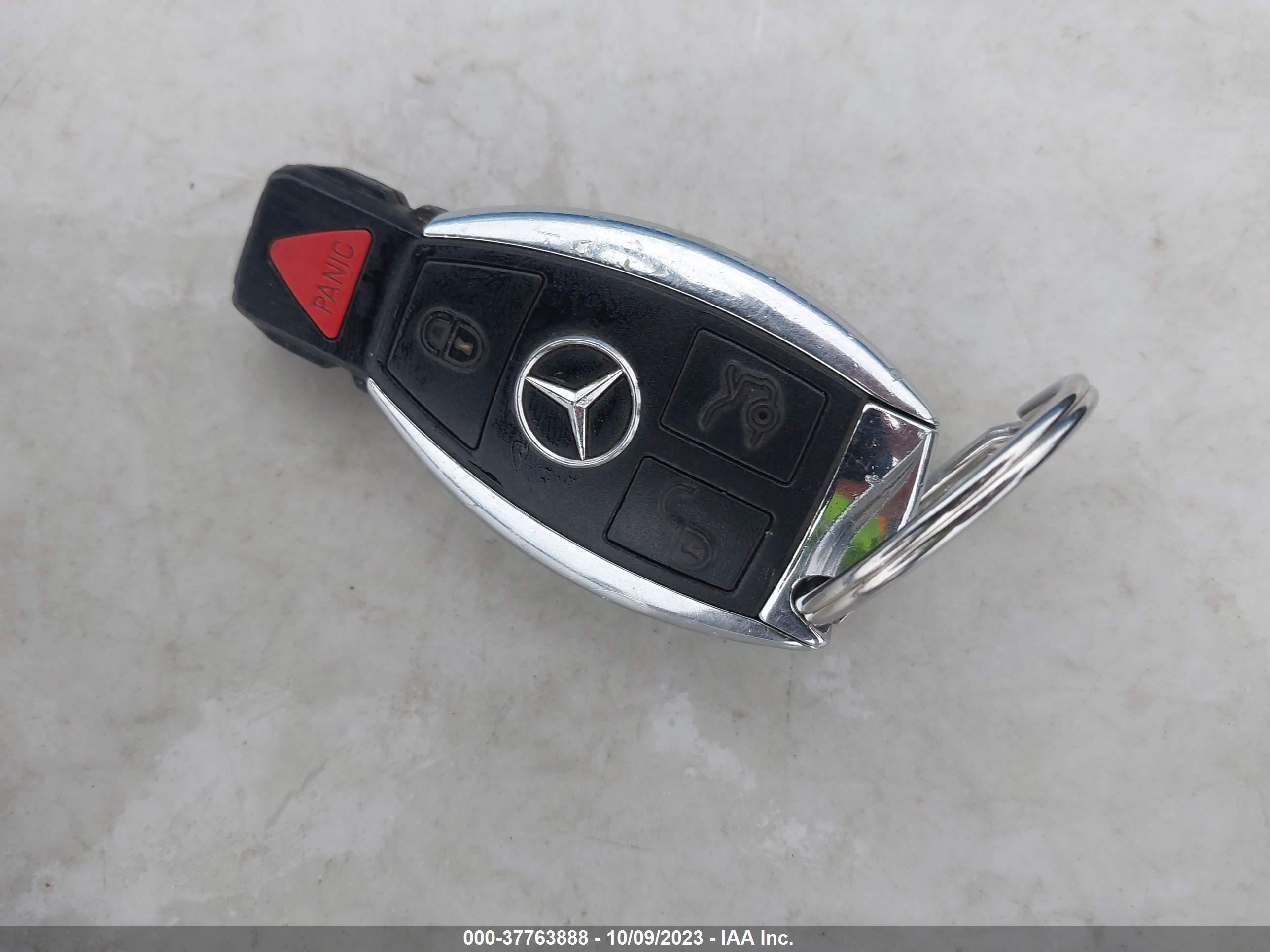 Photo 10 VIN: WDBUF56X99B395894 - MERCEDES-BENZ E-KLASSE 