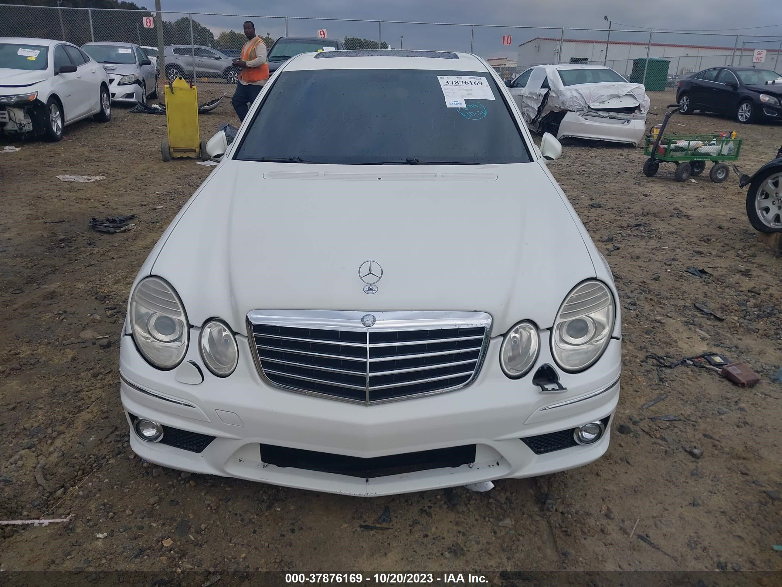 Photo 11 VIN: WDBUF56X99B425234 - MERCEDES-BENZ E-KLASSE 