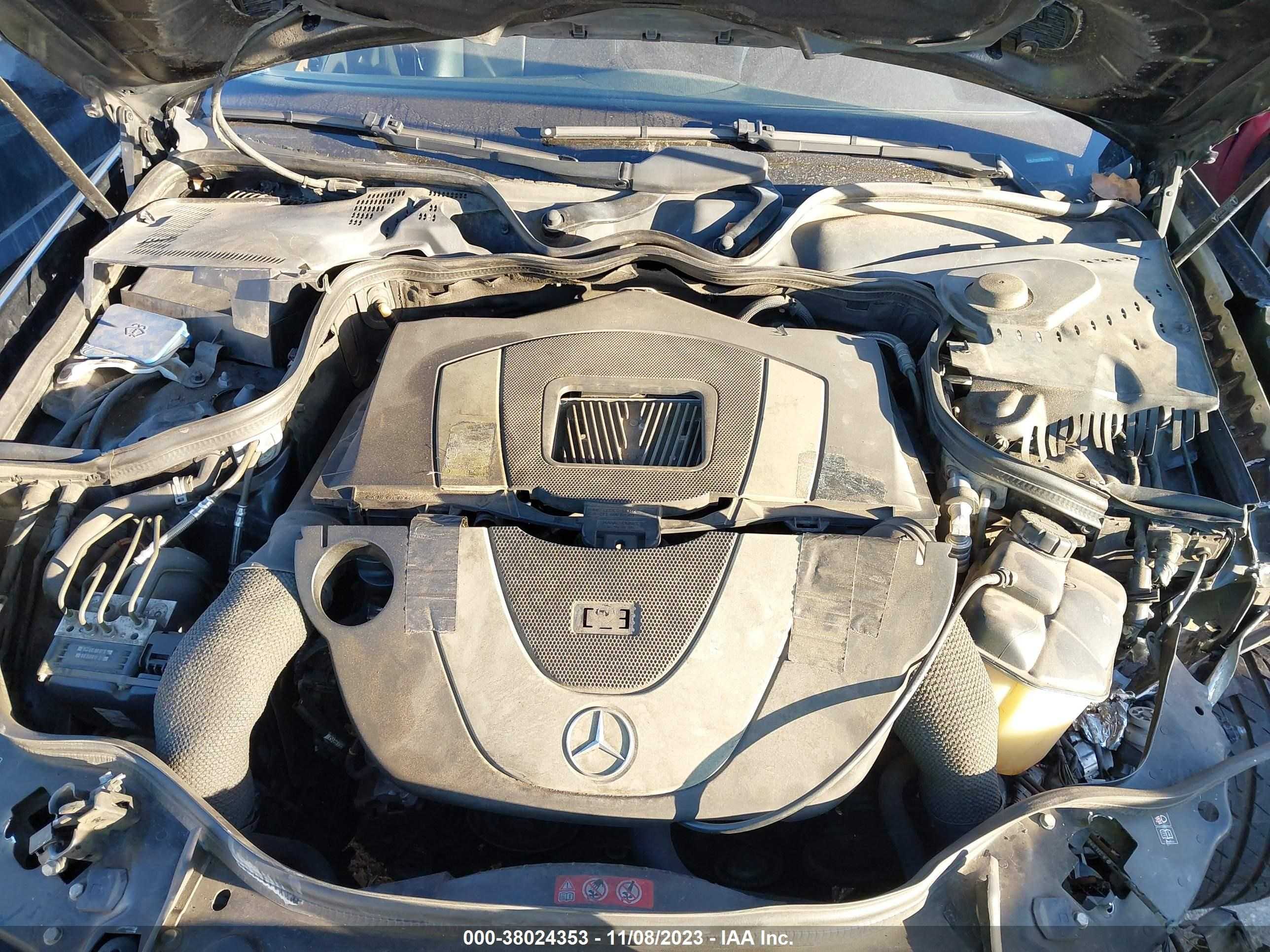 Photo 9 VIN: WDBUF56XX8B298475 - MERCEDES-BENZ NULL 