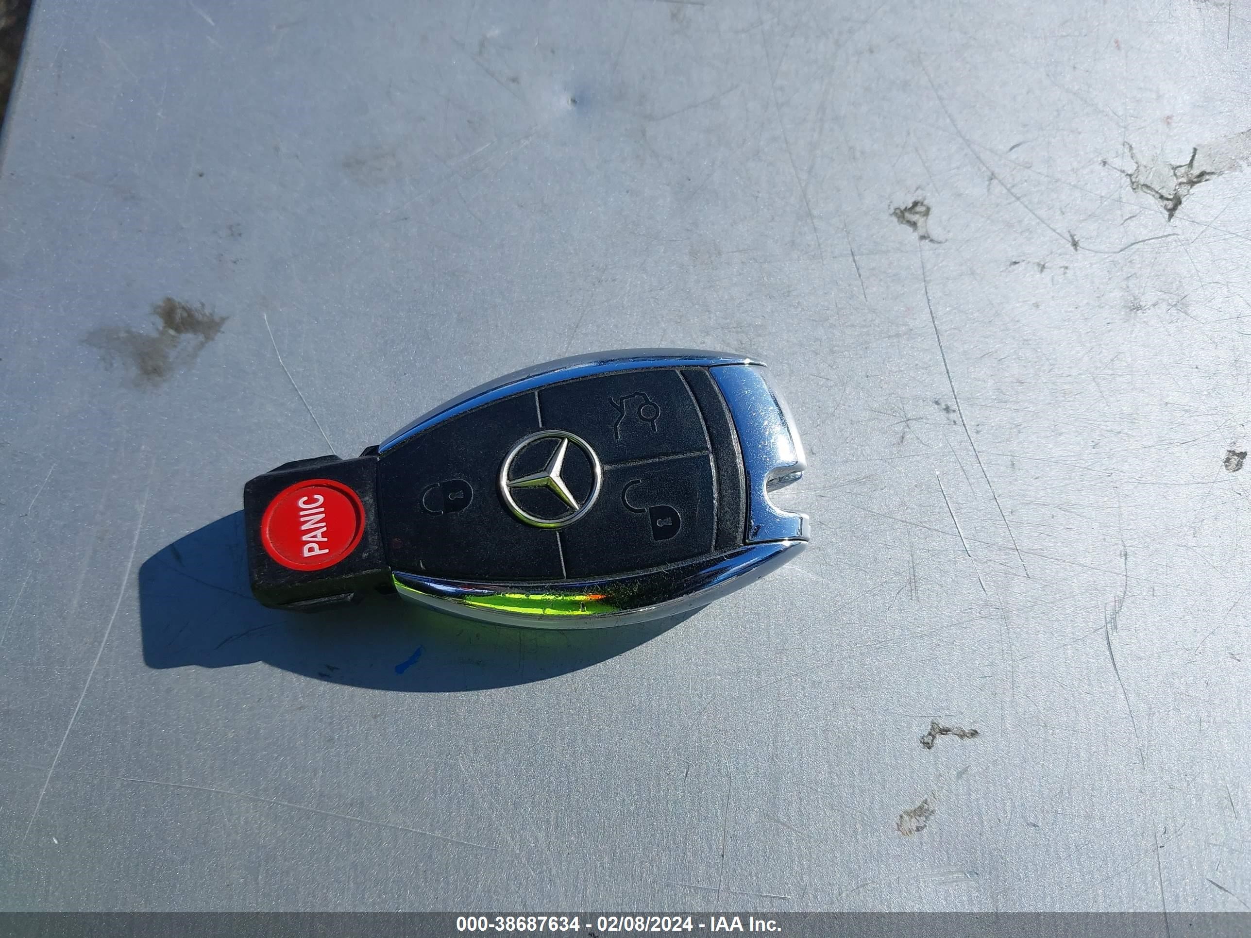 Photo 11 VIN: WDBUF56XX8B322578 - MERCEDES-BENZ E-KLASSE 