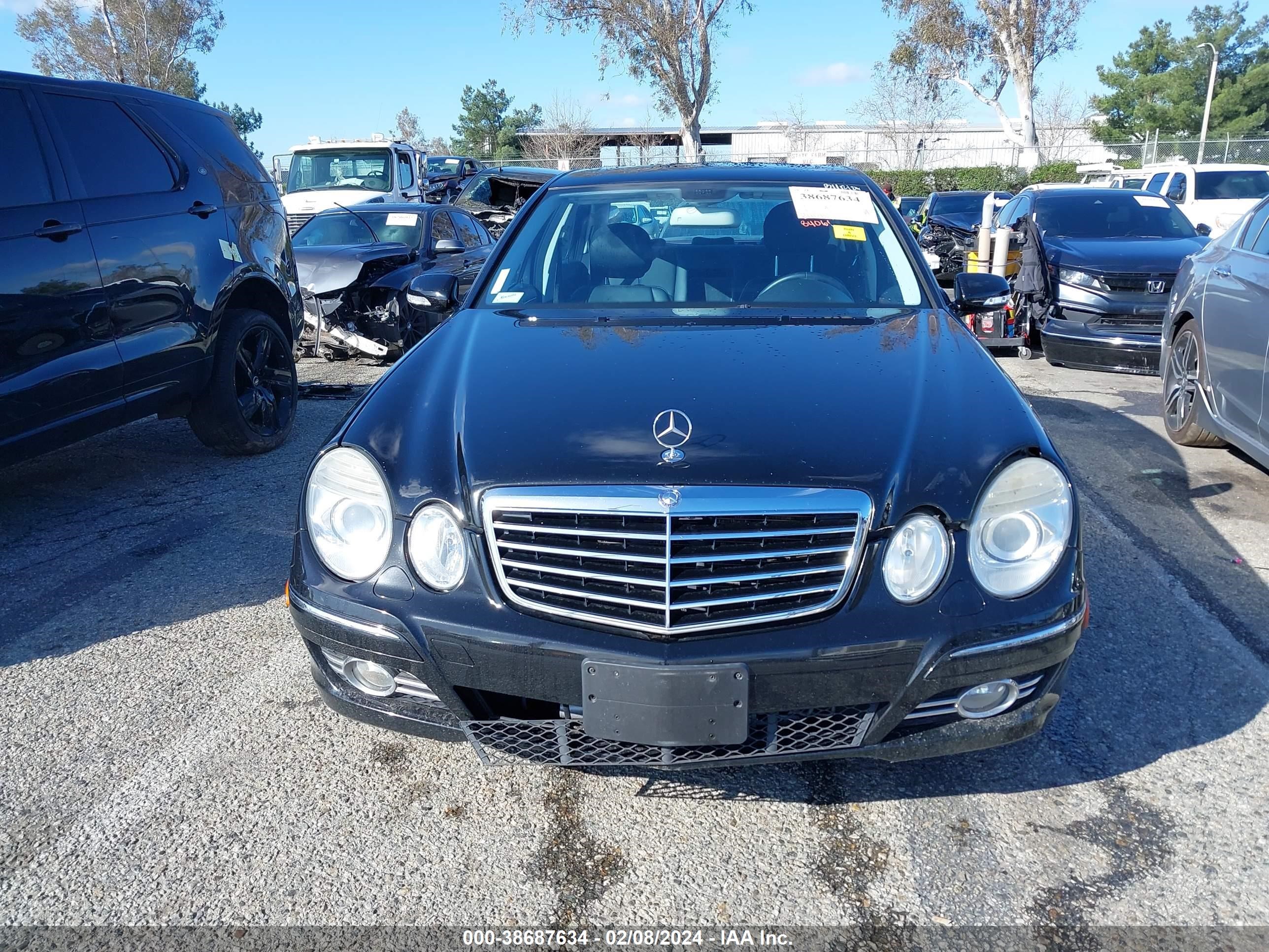 Photo 13 VIN: WDBUF56XX8B322578 - MERCEDES-BENZ E-KLASSE 