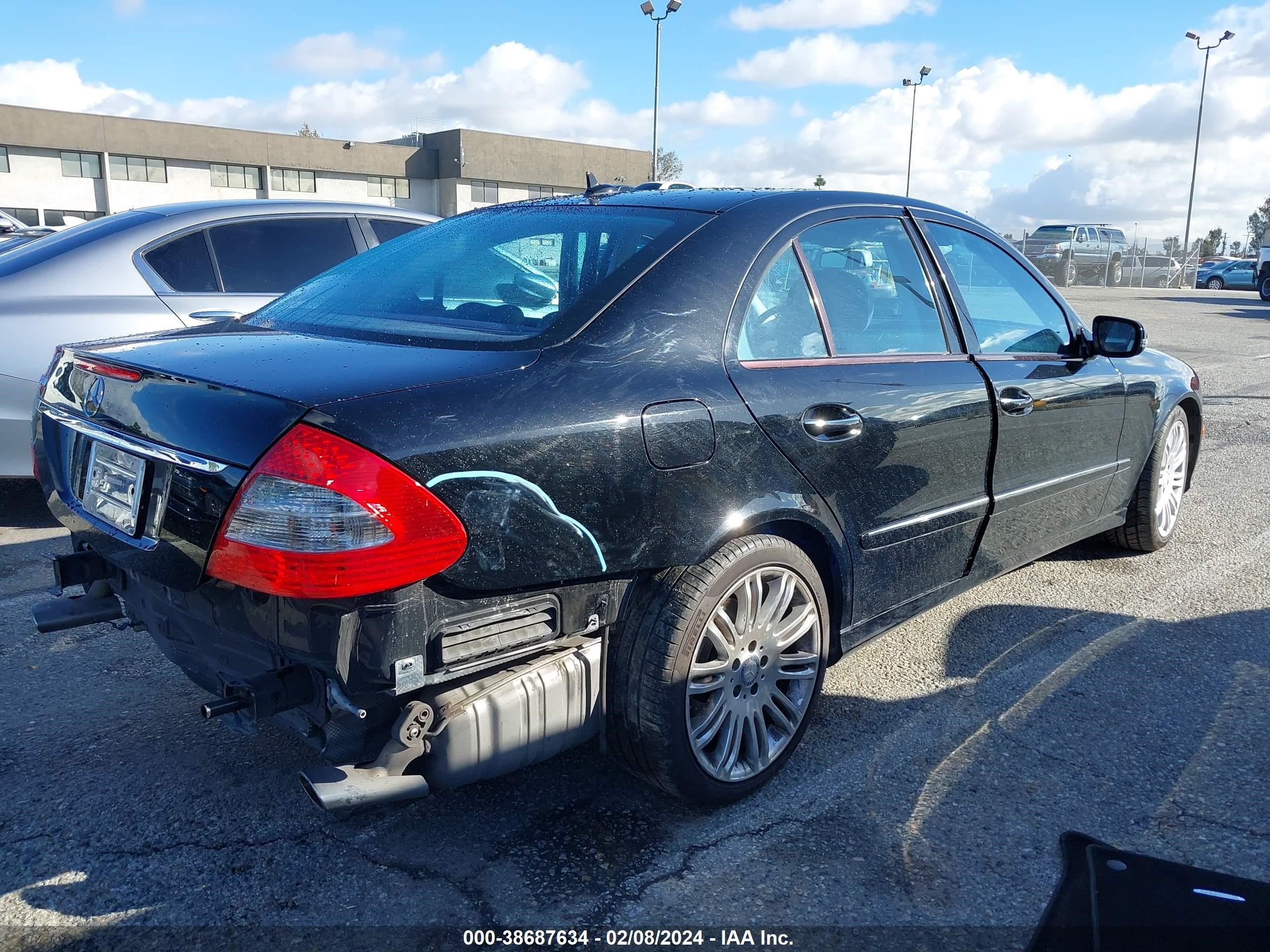 Photo 4 VIN: WDBUF56XX8B322578 - MERCEDES-BENZ E-KLASSE 