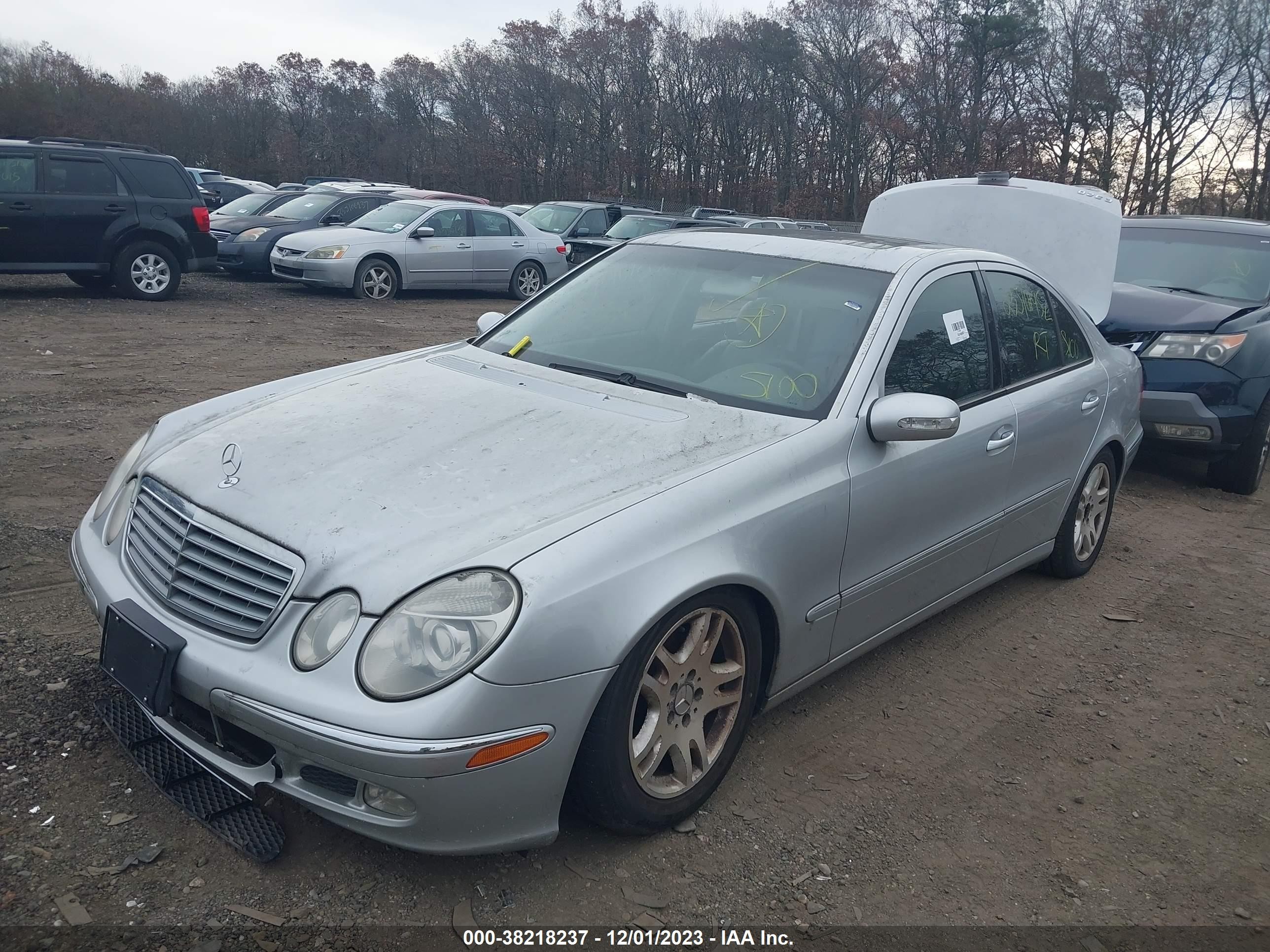 Photo 1 VIN: WDBUF65J05A658986 - MERCEDES-BENZ E-KLASSE 