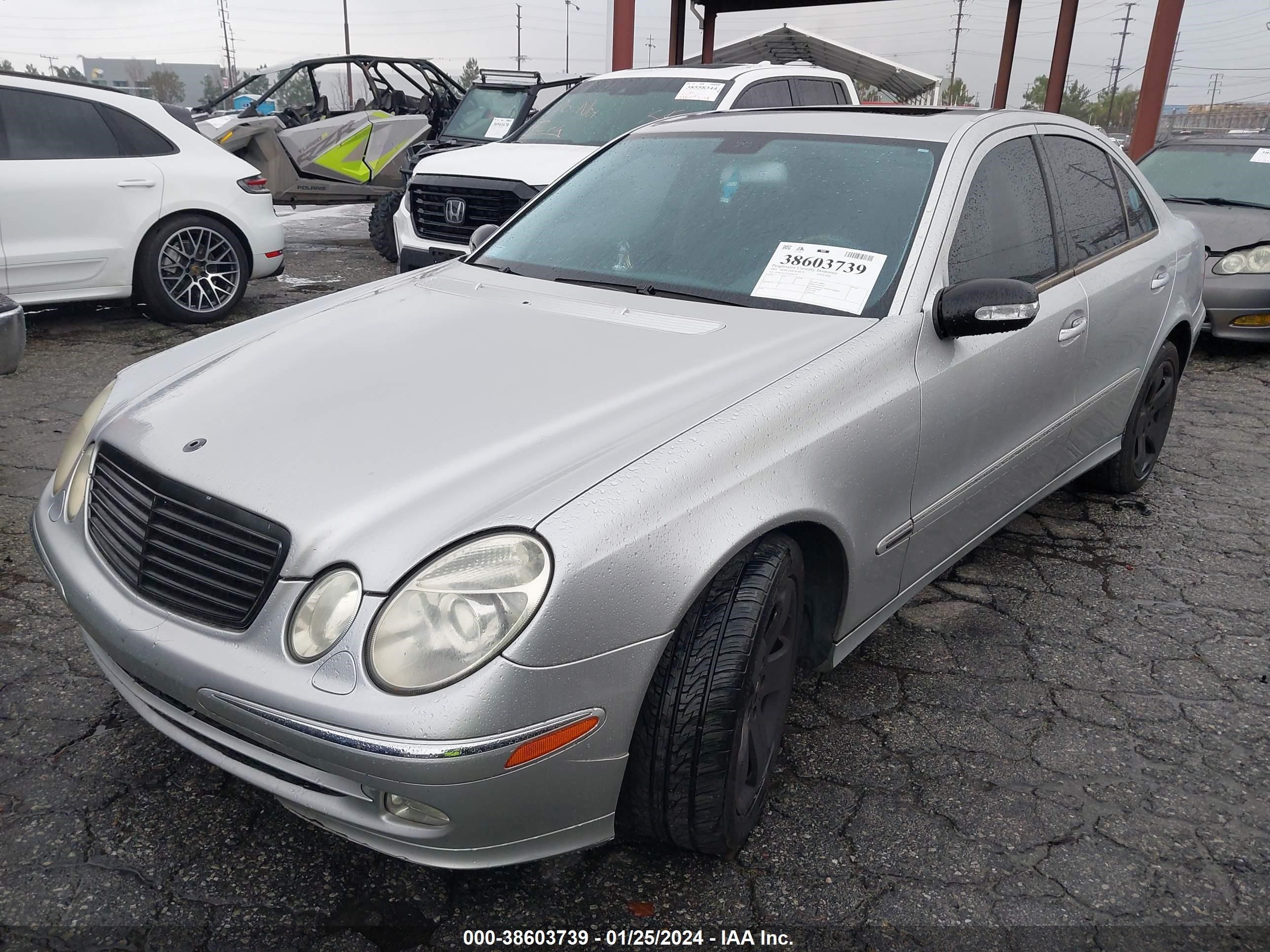 Photo 1 VIN: WDBUF65J13A244757 - MERCEDES-BENZ E-KLASSE 