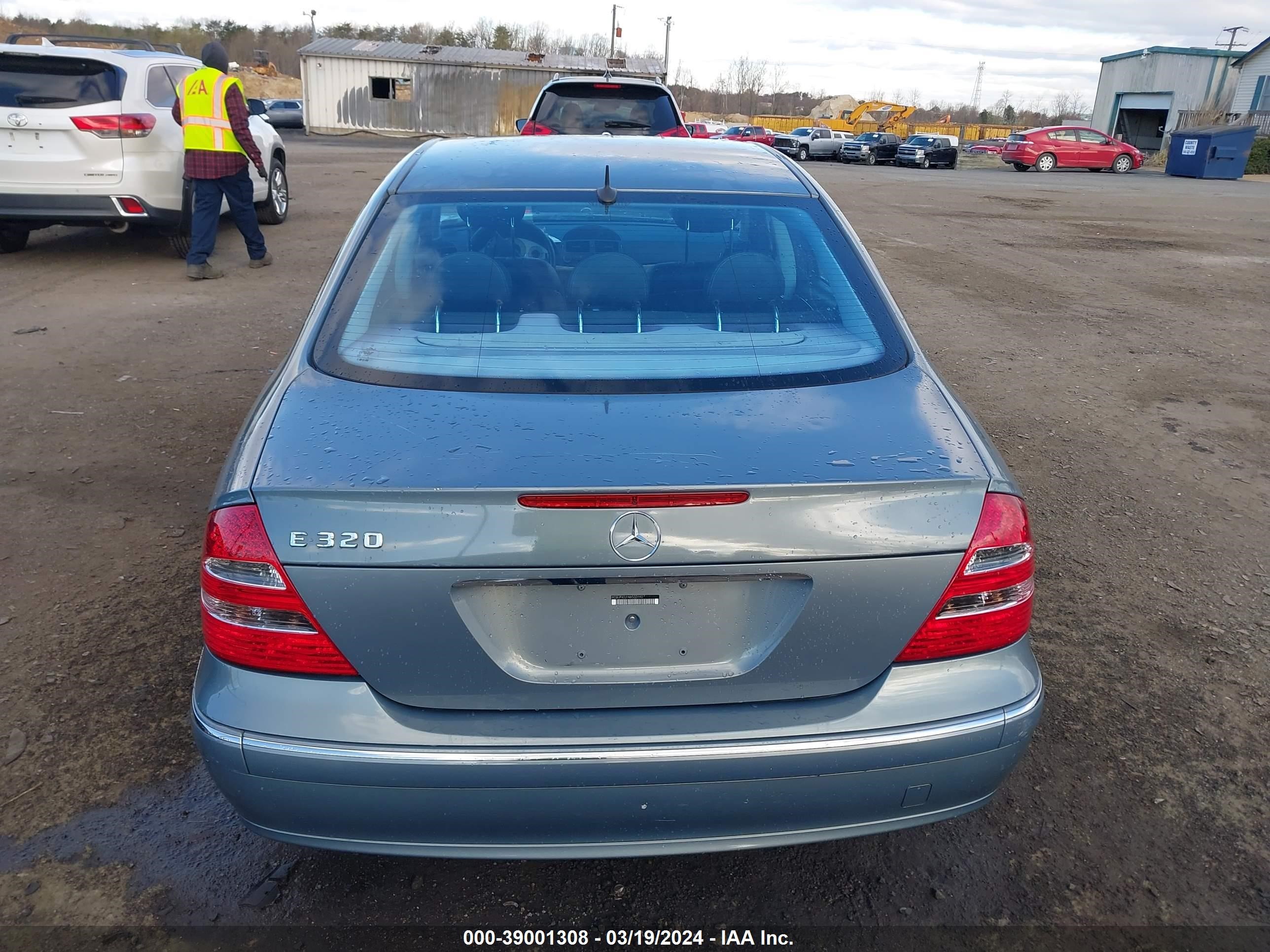 Photo 15 VIN: WDBUF65J14A533140 - MERCEDES-BENZ NULL 