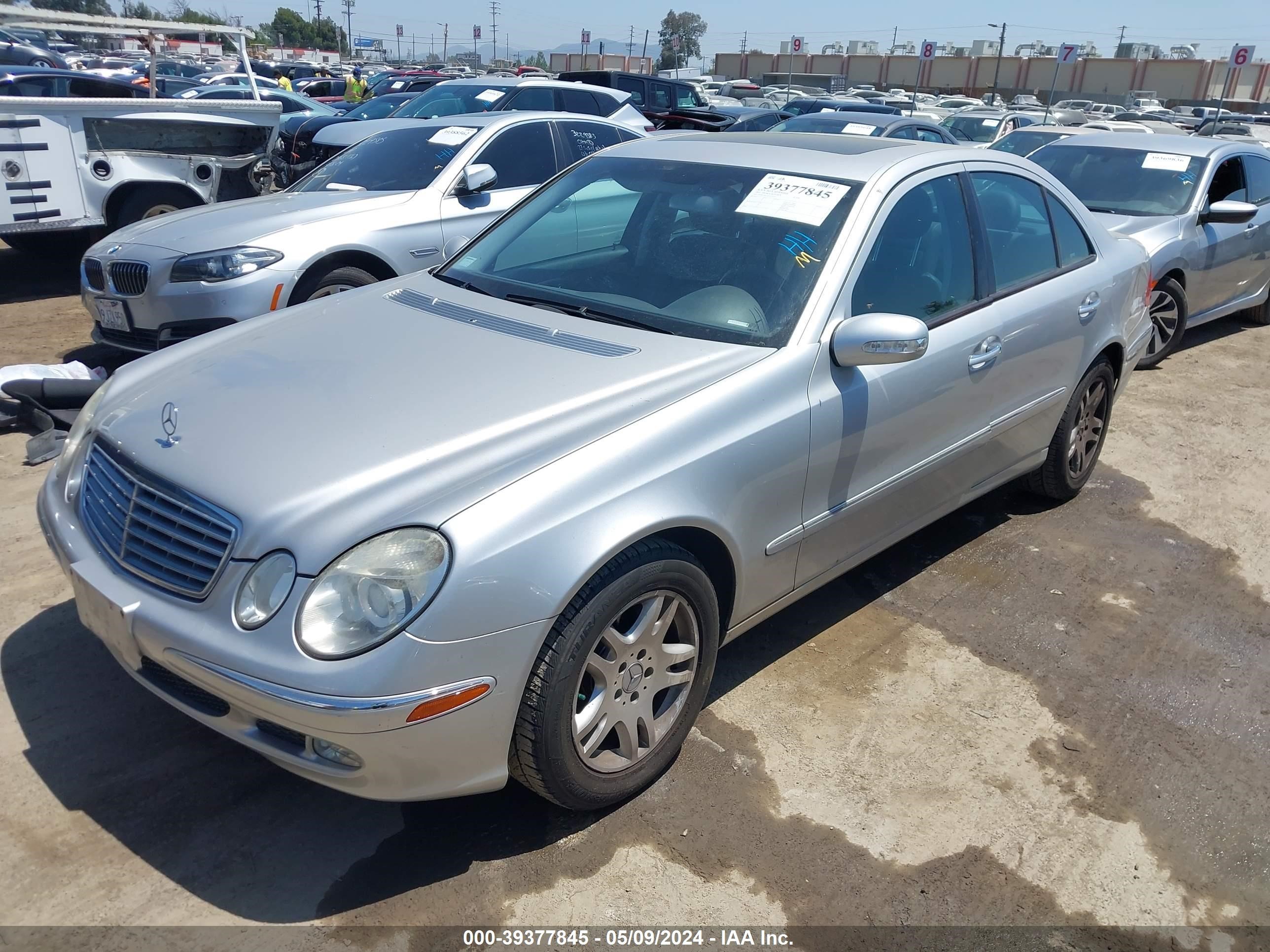 Photo 1 VIN: WDBUF65J23A135935 - MERCEDES-BENZ NULL 