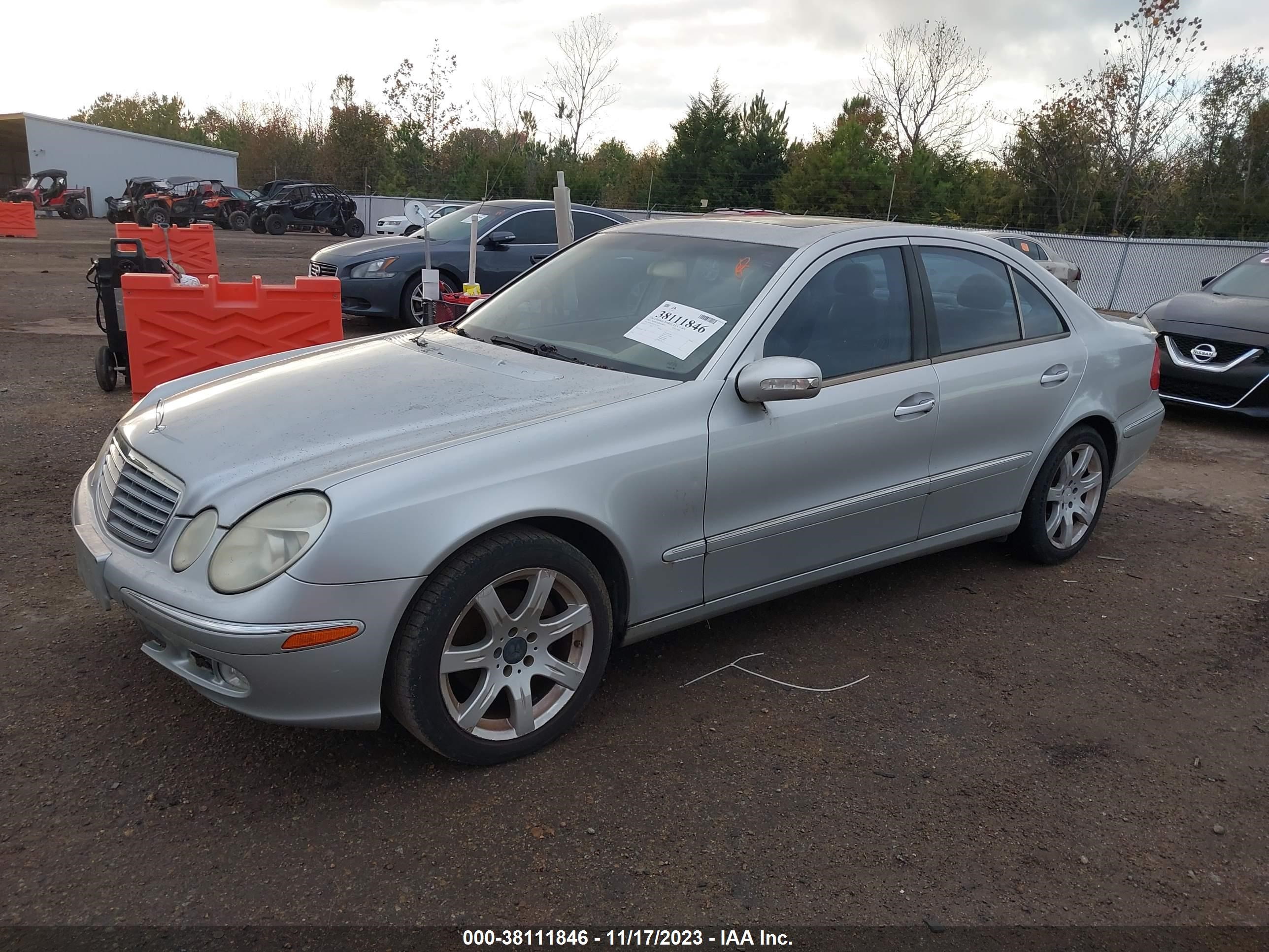 Photo 1 VIN: WDBUF65J23A174217 - MERCEDES-BENZ E-KLASSE 