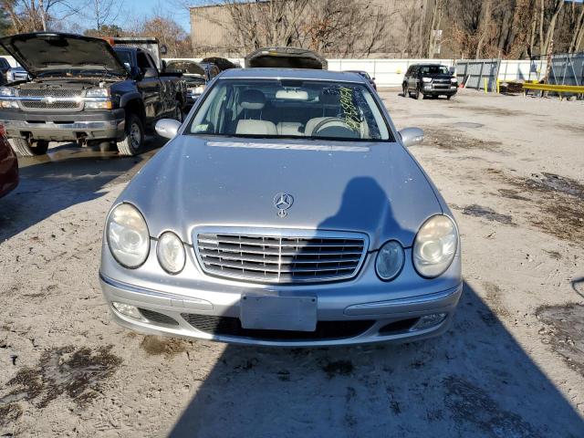 Photo 4 VIN: WDBUF65J24A420930 - MERCEDES-BENZ E 320 