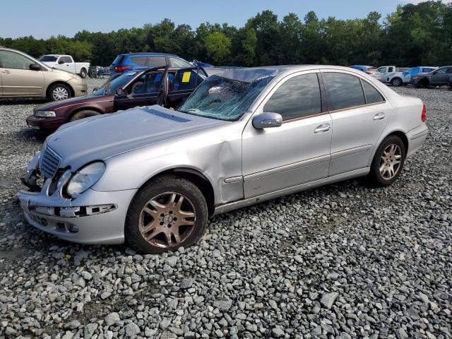 Photo 0 VIN: WDBUF65J25A614696 - MERCEDES-BENZ E 320 