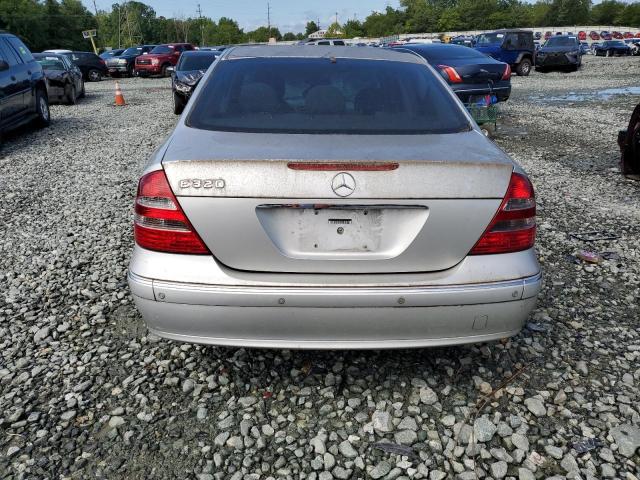 Photo 5 VIN: WDBUF65J25A614696 - MERCEDES-BENZ E 320 