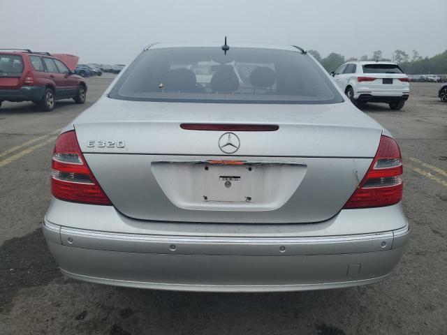 Photo 5 VIN: WDBUF65J33A276402 - MERCEDES-BENZ E 320 