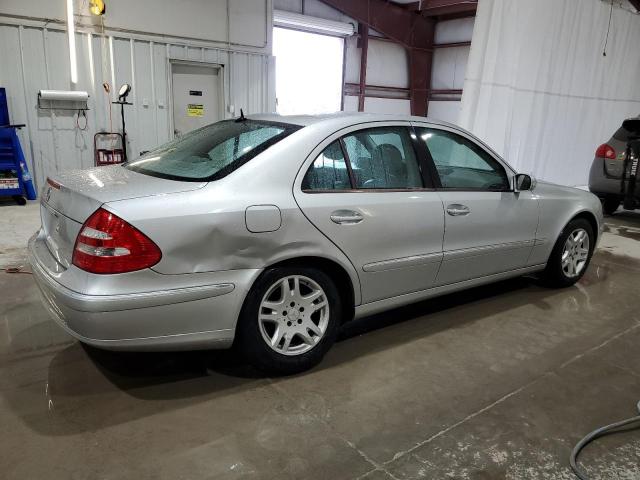 Photo 2 VIN: WDBUF65J33A288839 - MERCEDES-BENZ E-CLASS 