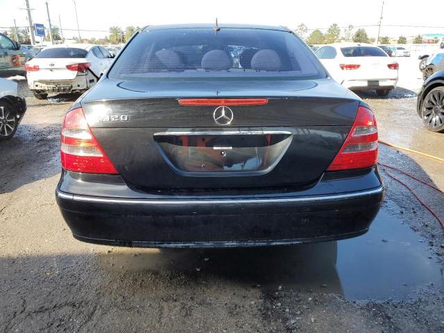 Photo 5 VIN: WDBUF65J34A497709 - MERCEDES-BENZ E 320 