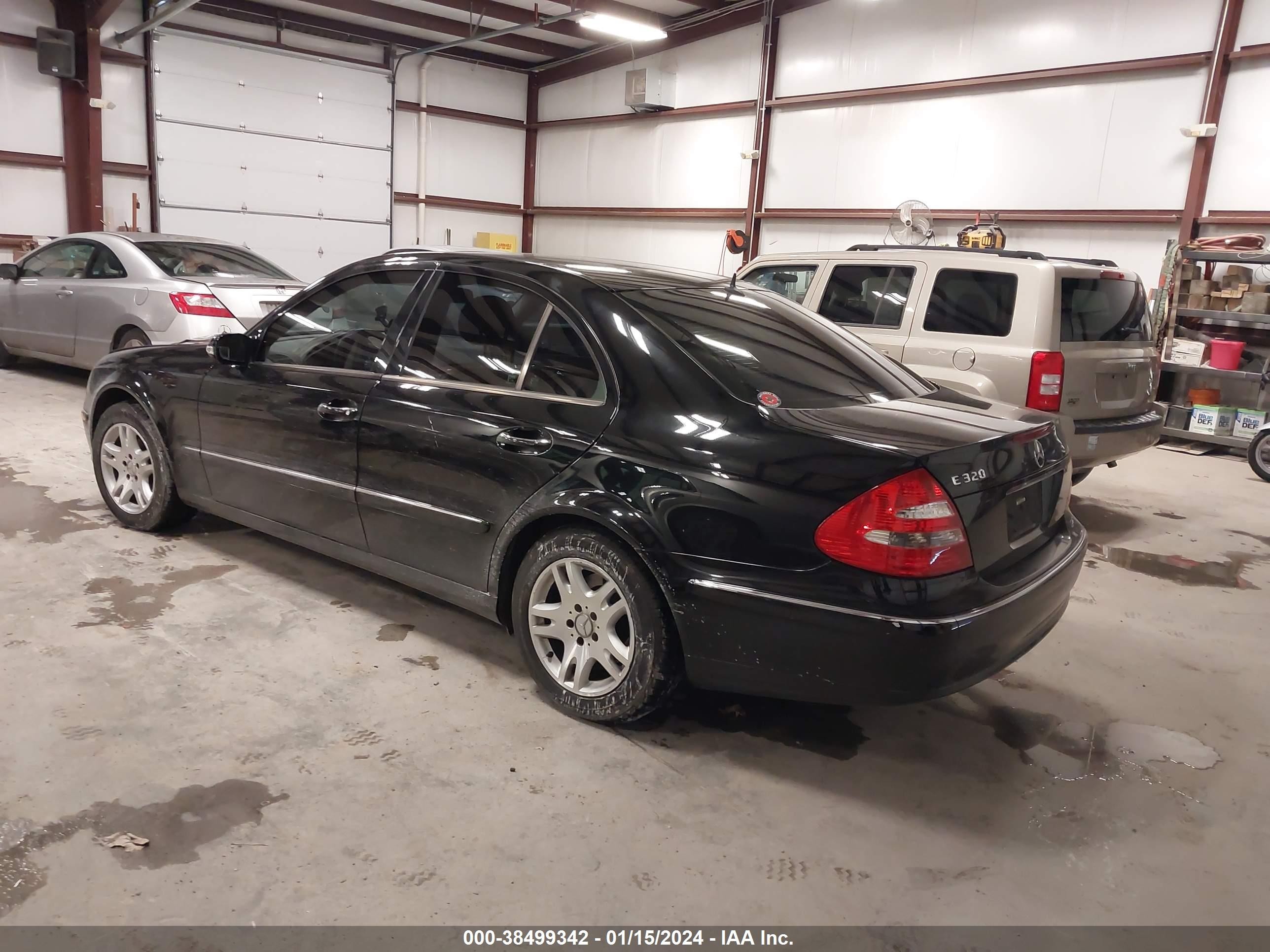 Photo 2 VIN: WDBUF65J45A654942 - MERCEDES-BENZ E-KLASSE 