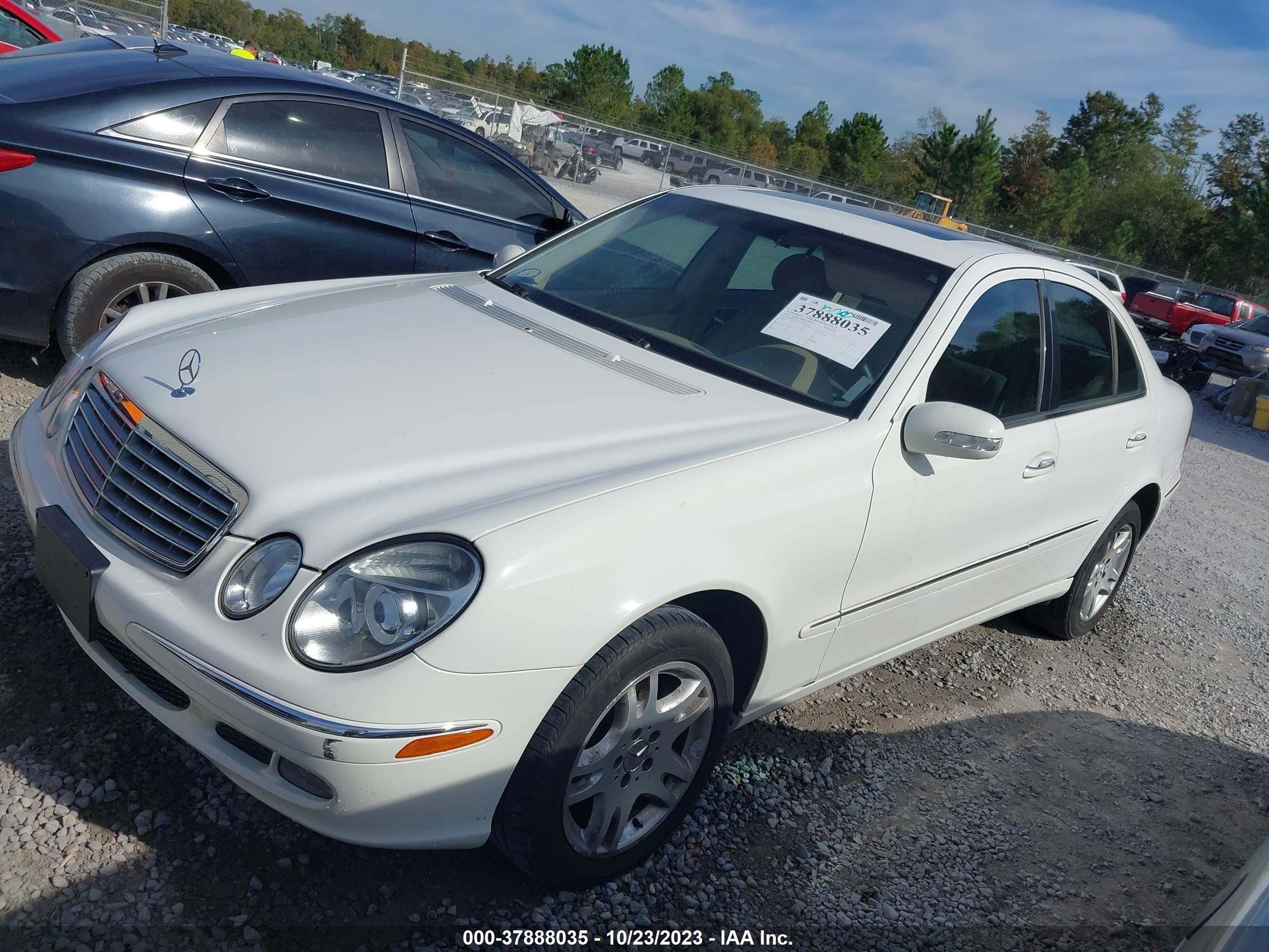 Photo 1 VIN: WDBUF65J45A666704 - MERCEDES-BENZ E-KLASSE 