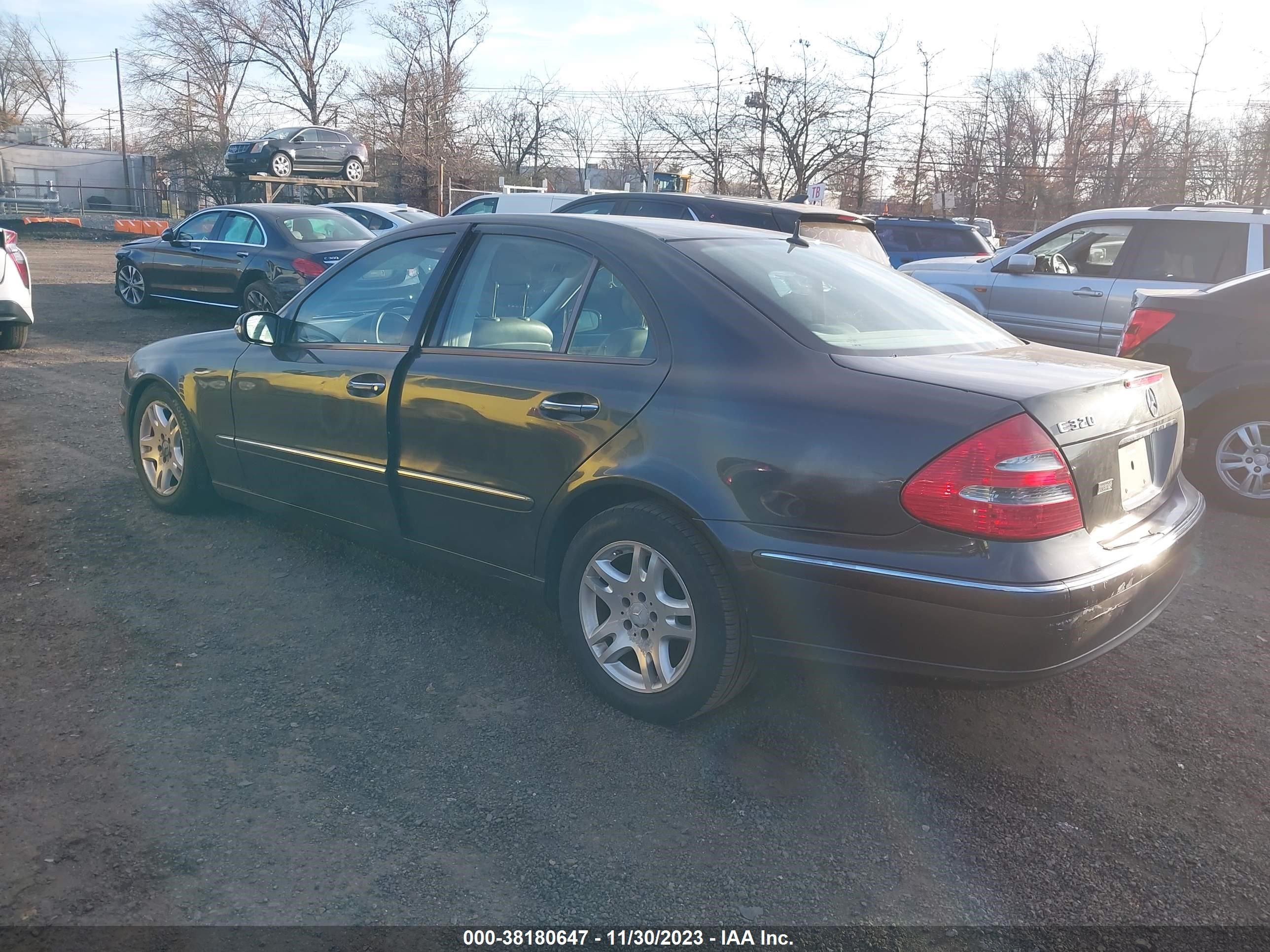 Photo 2 VIN: WDBUF65J53A095110 - MERCEDES-BENZ E-KLASSE 