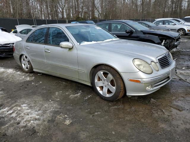 Photo 3 VIN: WDBUF65J64A434166 - MERCEDES-BENZ E-CLASS 