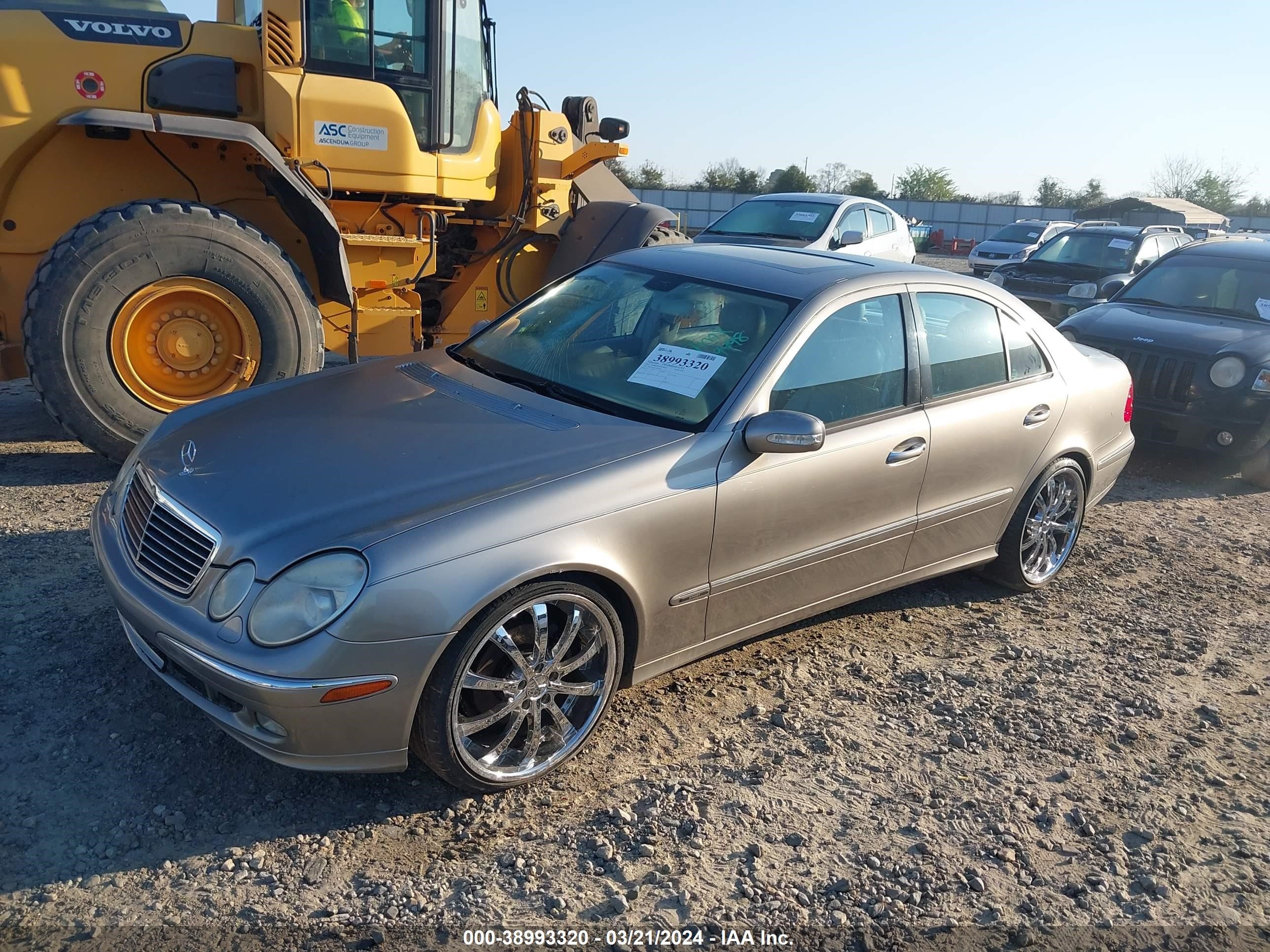 Photo 1 VIN: WDBUF65J73A169448 - MERCEDES-BENZ E-KLASSE 