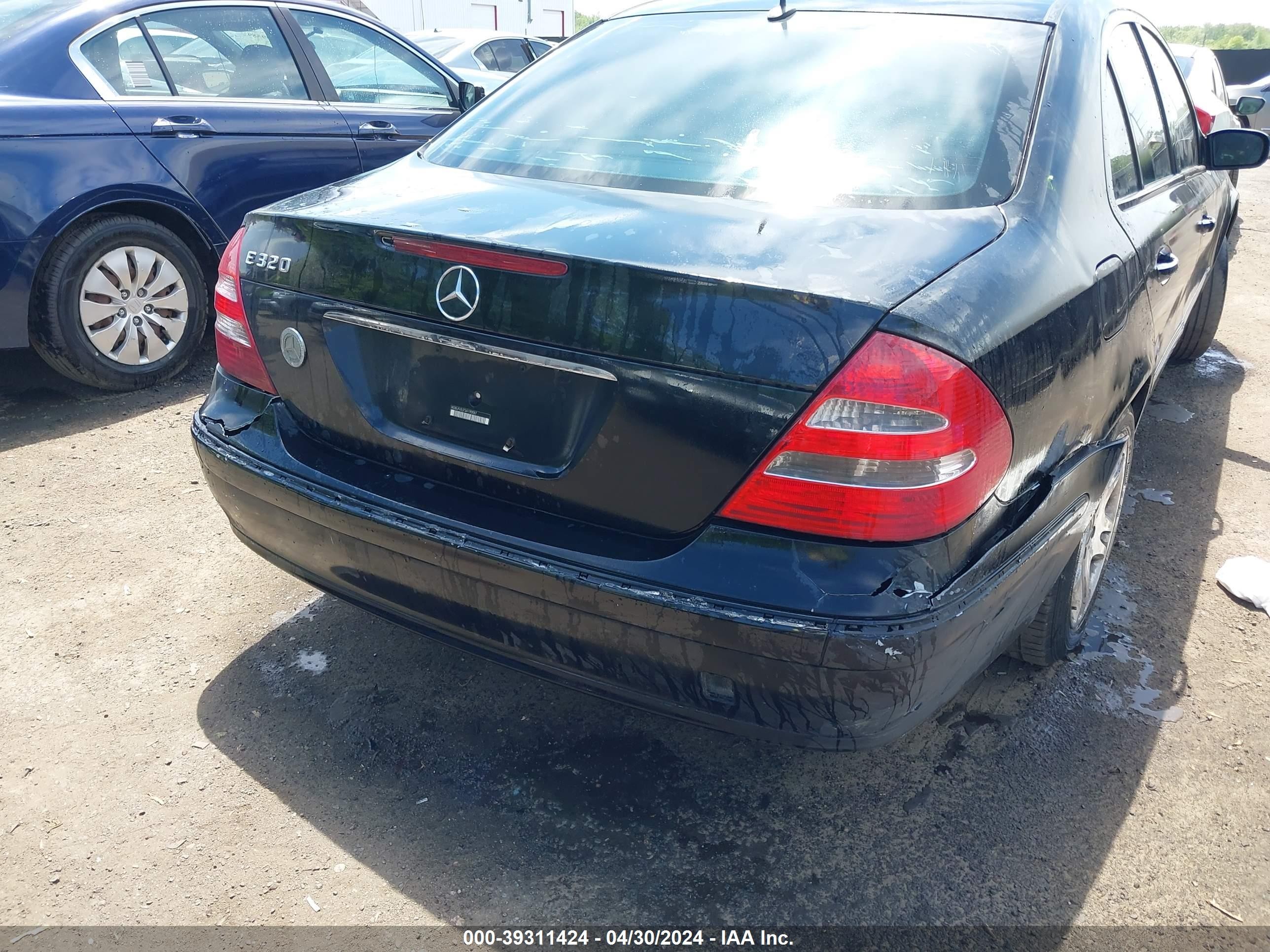 Photo 5 VIN: WDBUF65J73A190087 - MERCEDES-BENZ NULL 