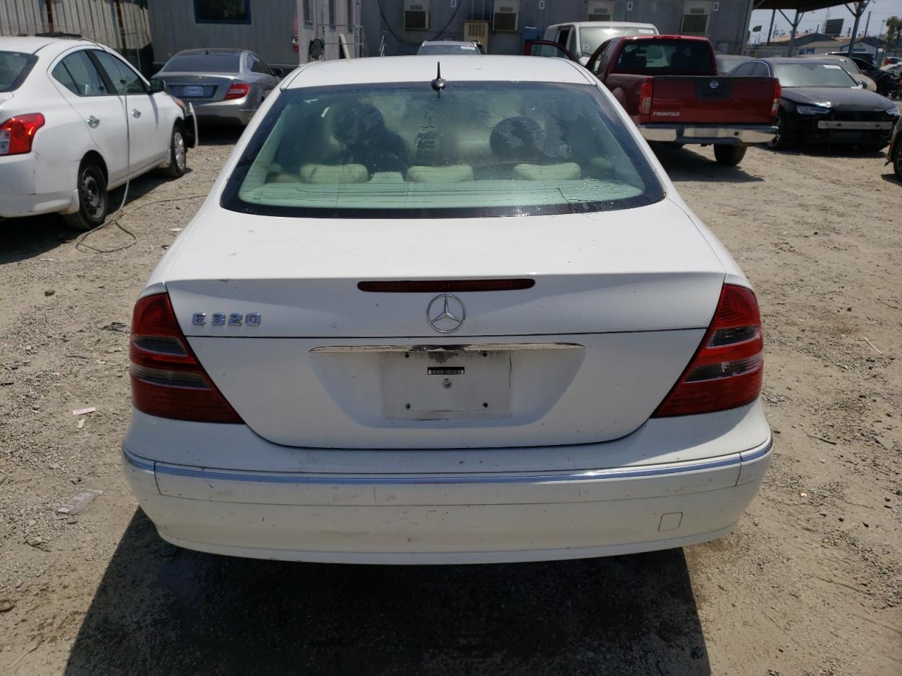 Photo 5 VIN: WDBUF65J83A121697 - MERCEDES-BENZ E-KLASSE 