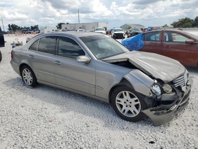 Photo 3 VIN: WDBUF65J83A294667 - MERCEDES-BENZ E 320 