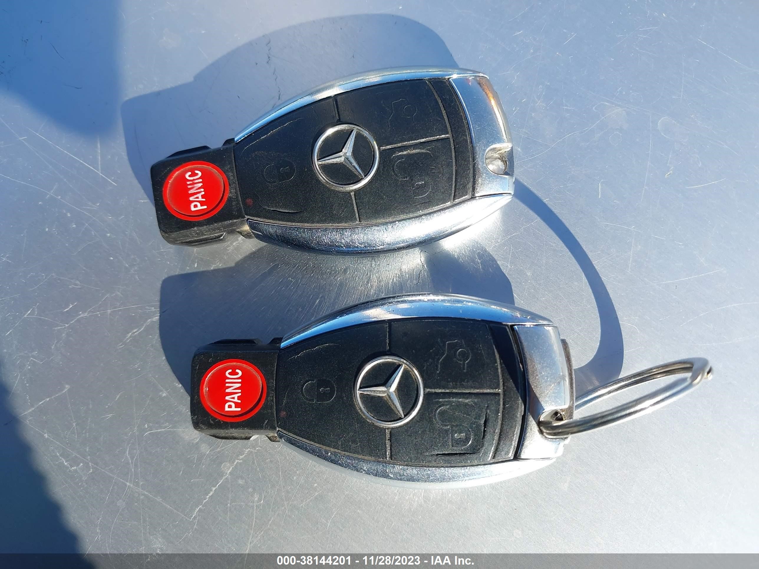 Photo 10 VIN: WDBUF65J84A510437 - MERCEDES-BENZ E-KLASSE 