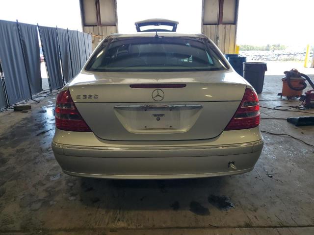 Photo 5 VIN: WDBUF65J85A659805 - MERCEDES-BENZ E 320 