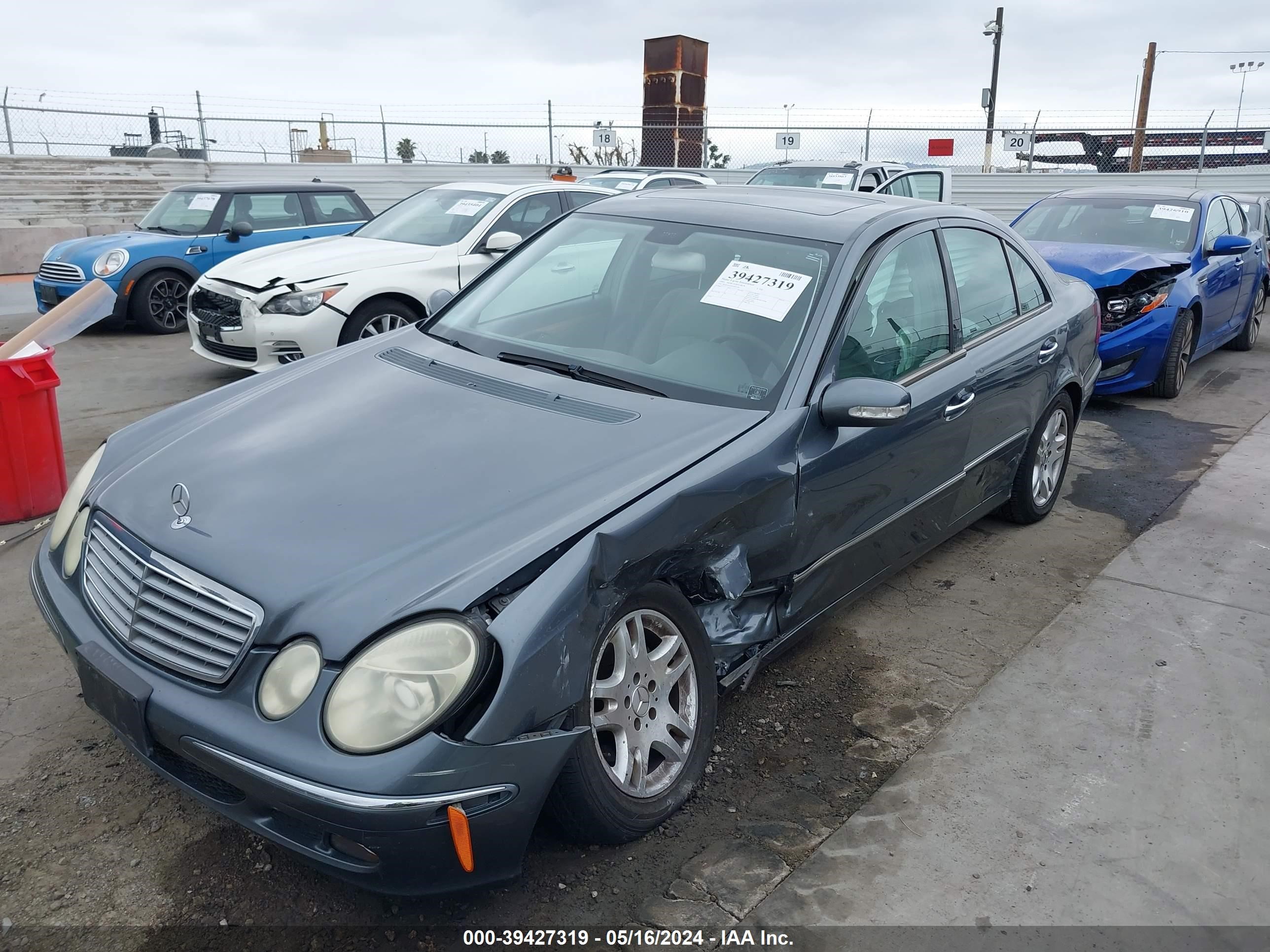 Photo 1 VIN: WDBUF65J85A697180 - MERCEDES-BENZ NULL 