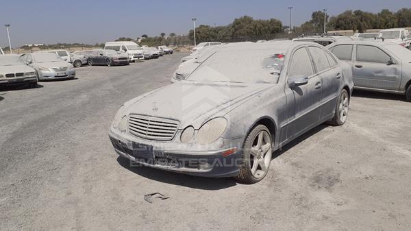 Photo 3 VIN: WDBUF65JX3A158993 - MERCEDES-BENZ E 320 