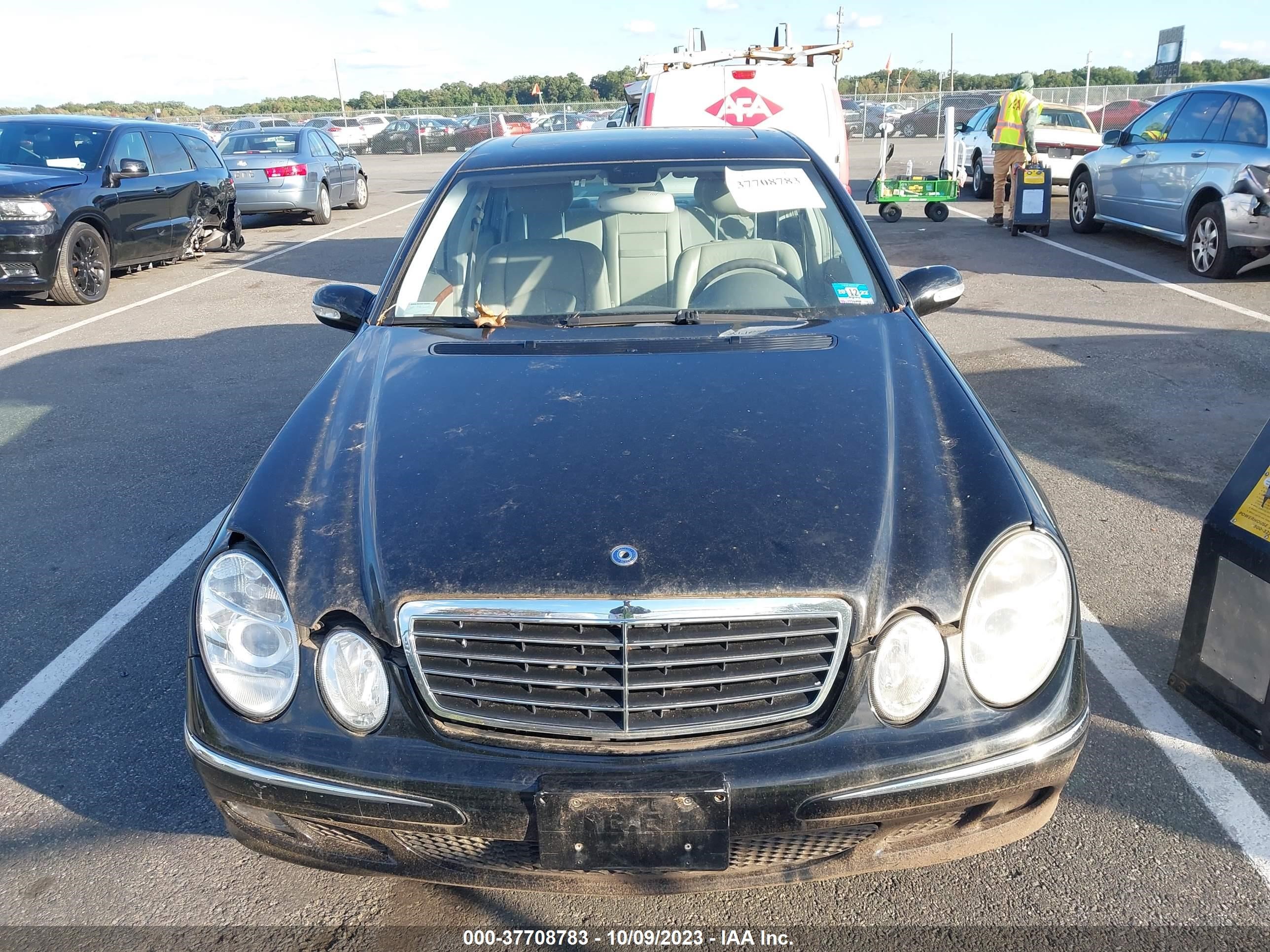 Photo 5 VIN: WDBUF65JX3A213068 - MERCEDES-BENZ E-KLASSE 