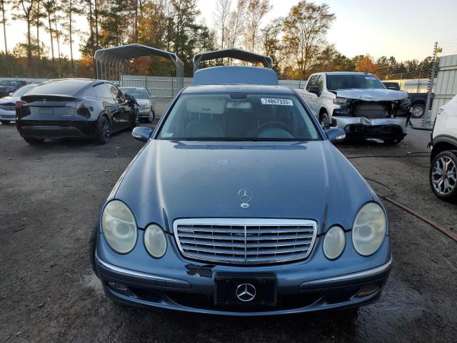 Photo 4 VIN: WDBUF65JX5A710852 - MERCEDES-BENZ E-CLASS 