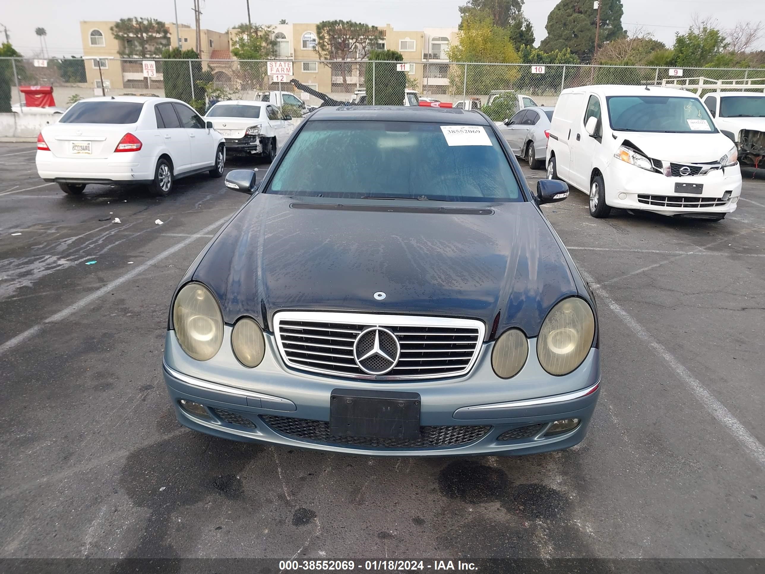 Photo 11 VIN: WDBUF70J13A302301 - MERCEDES-BENZ E-KLASSE 